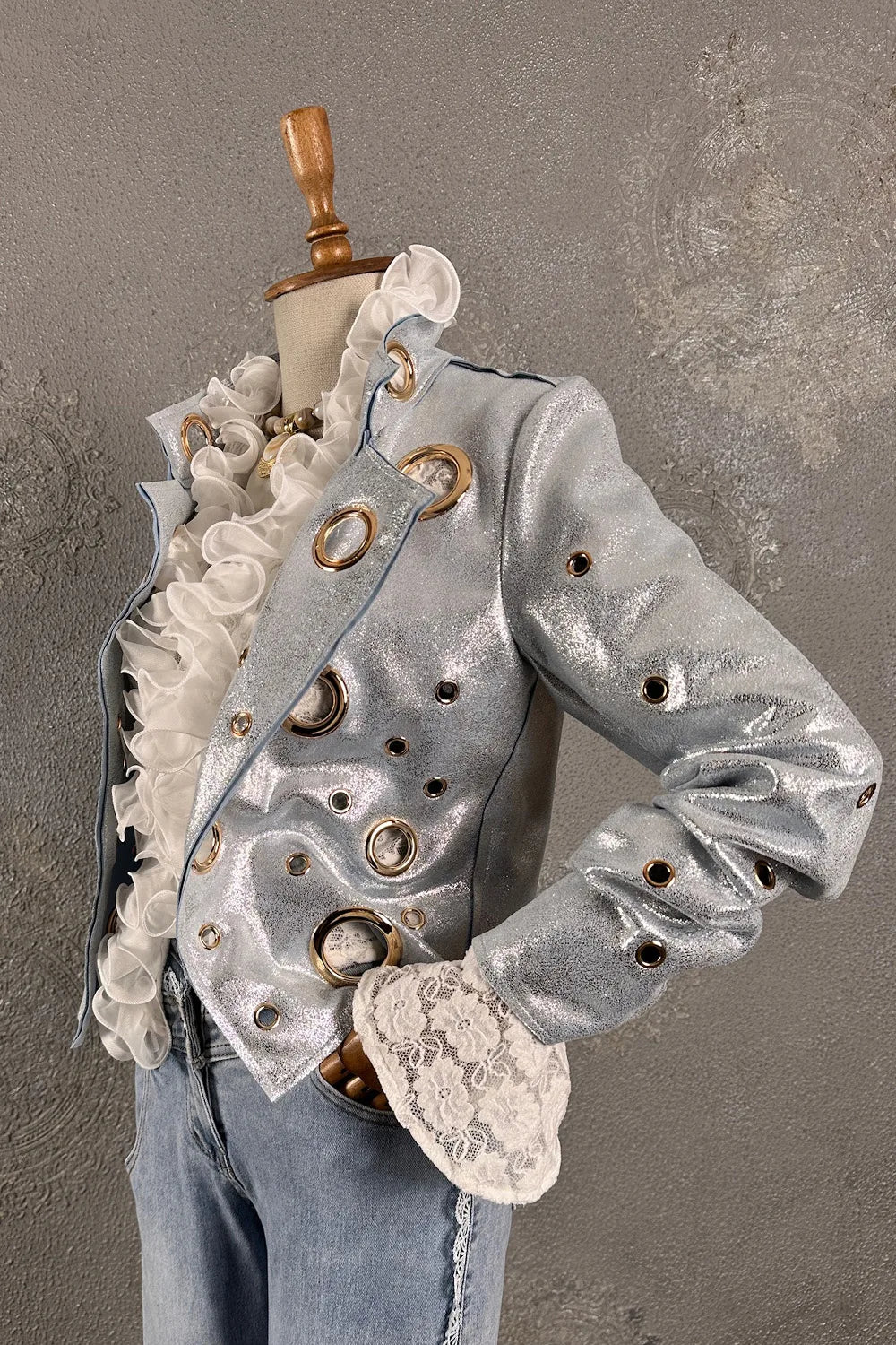 Halka Detaylı Metalik Ceket