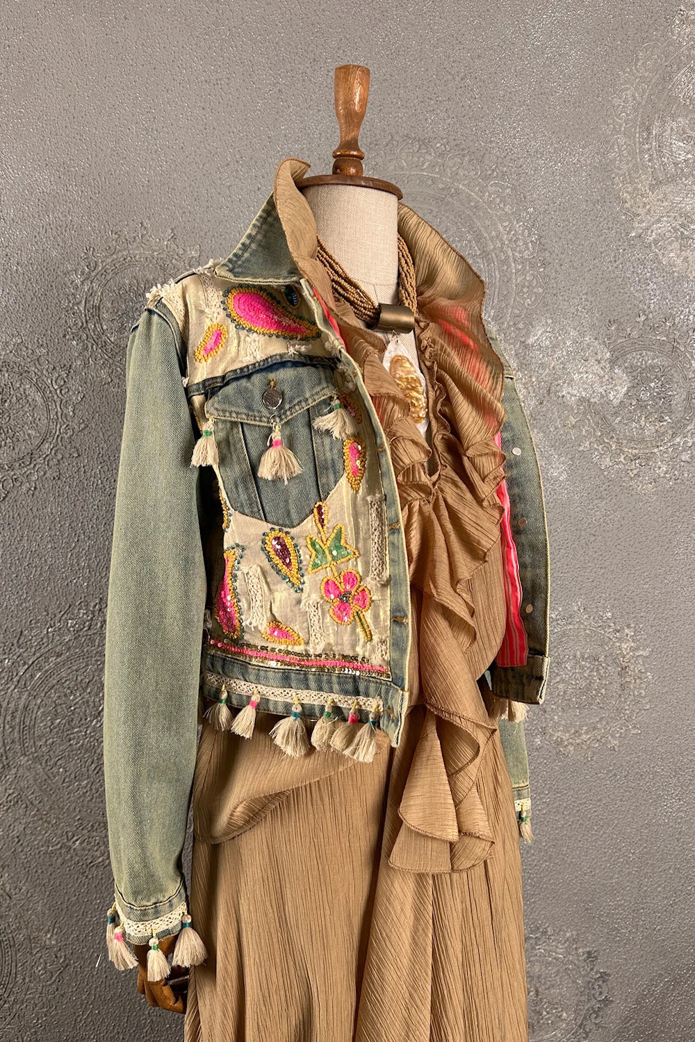 Payetli Kısa Denim Ceket