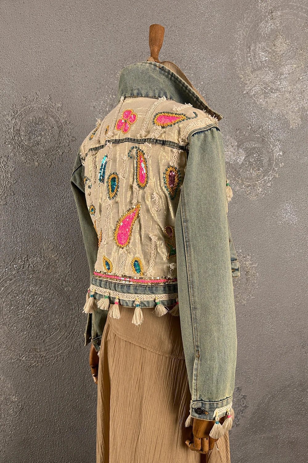 Payetli Kısa Denim Ceket