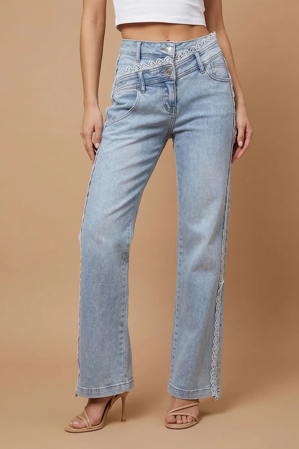 Dantel Detaylı Jean