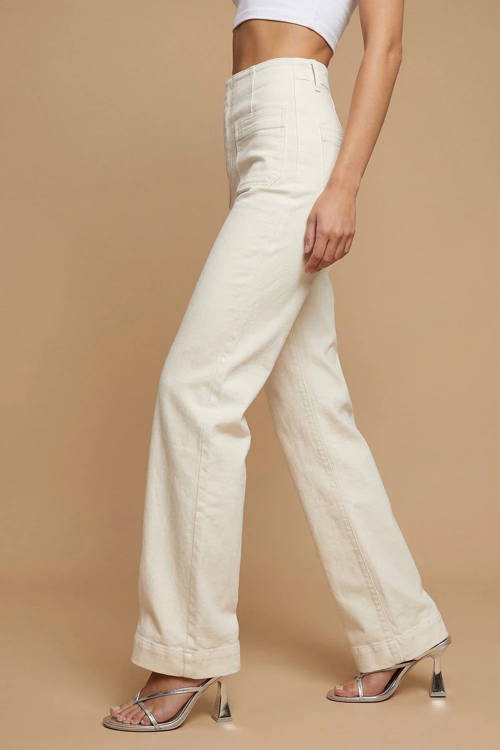 Düğme Detaylı Straight Jean