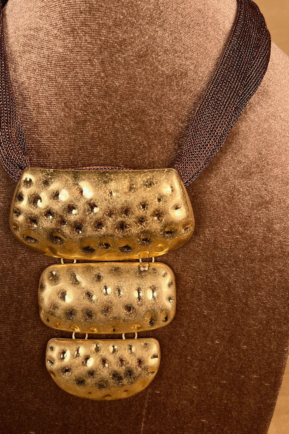 Büyük Uçlu Simli Kolye