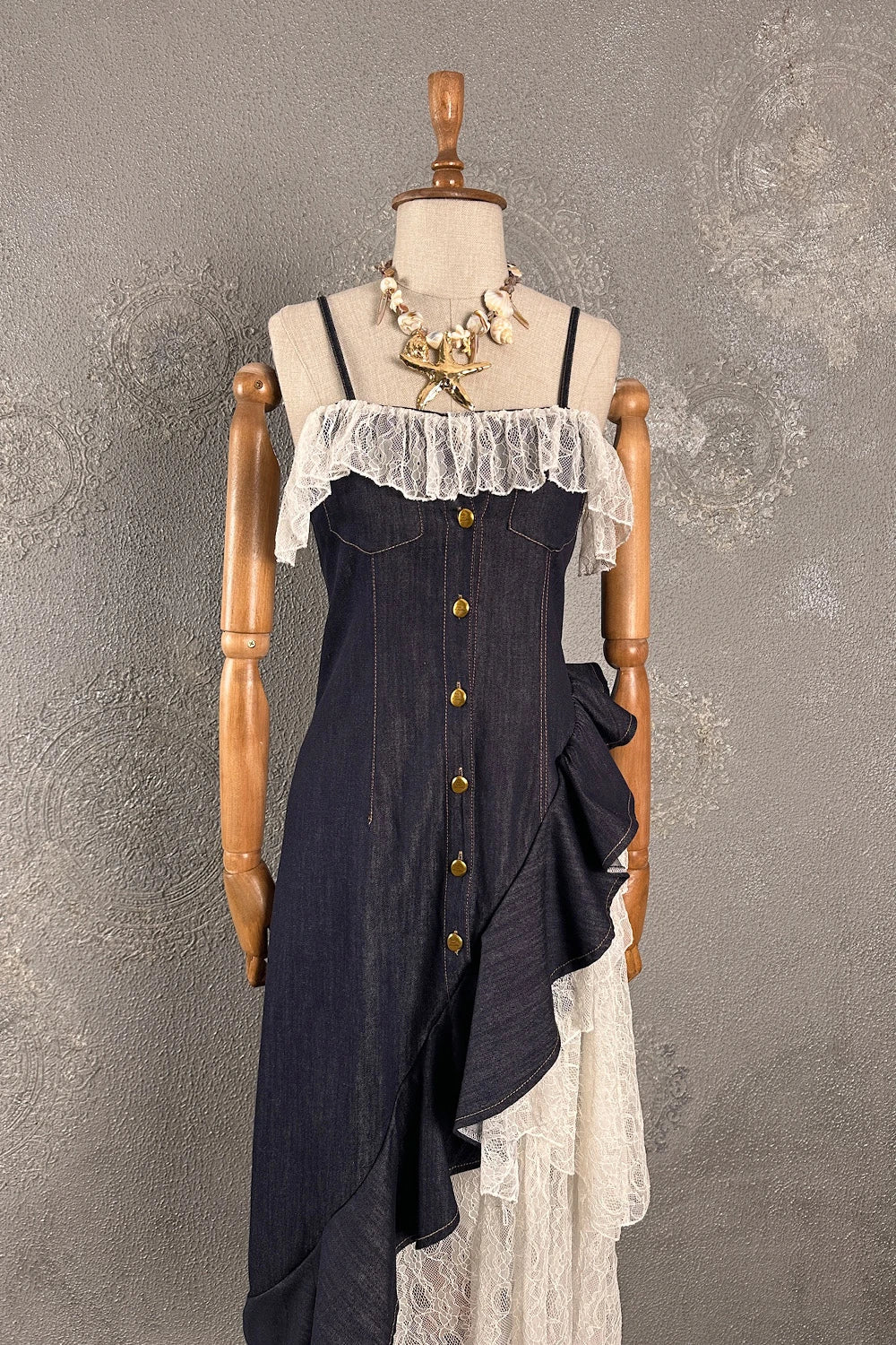 Dantel Detaylı Şık Denim Elbise