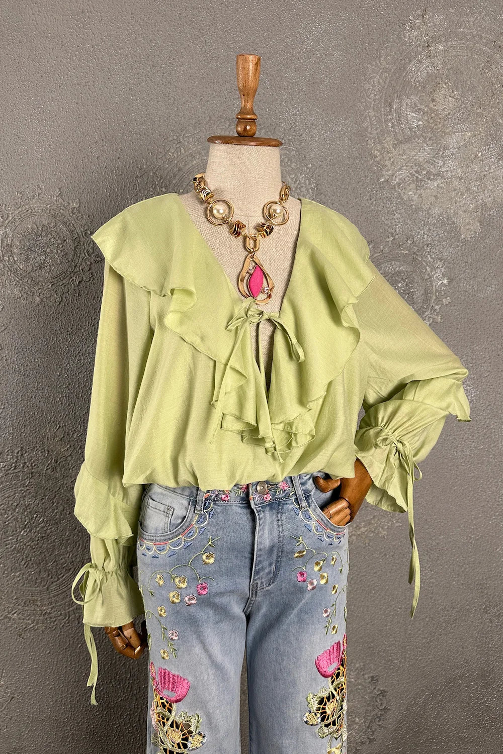 Volan Detaylı Crop Bluz
