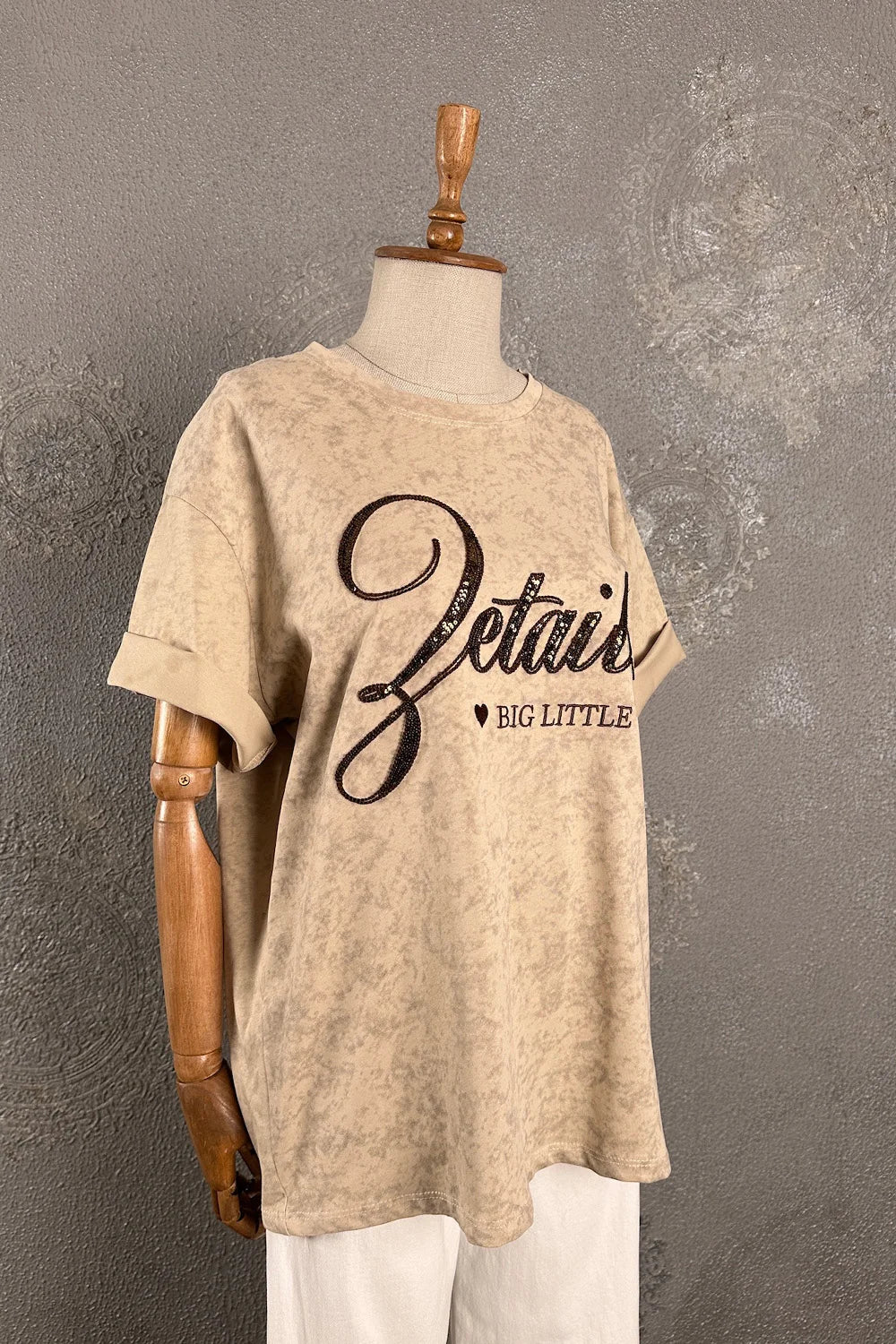 Payet İşlemeli T-shirt