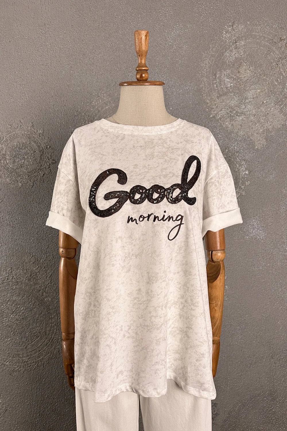 Payet İşlemeli T-shirt