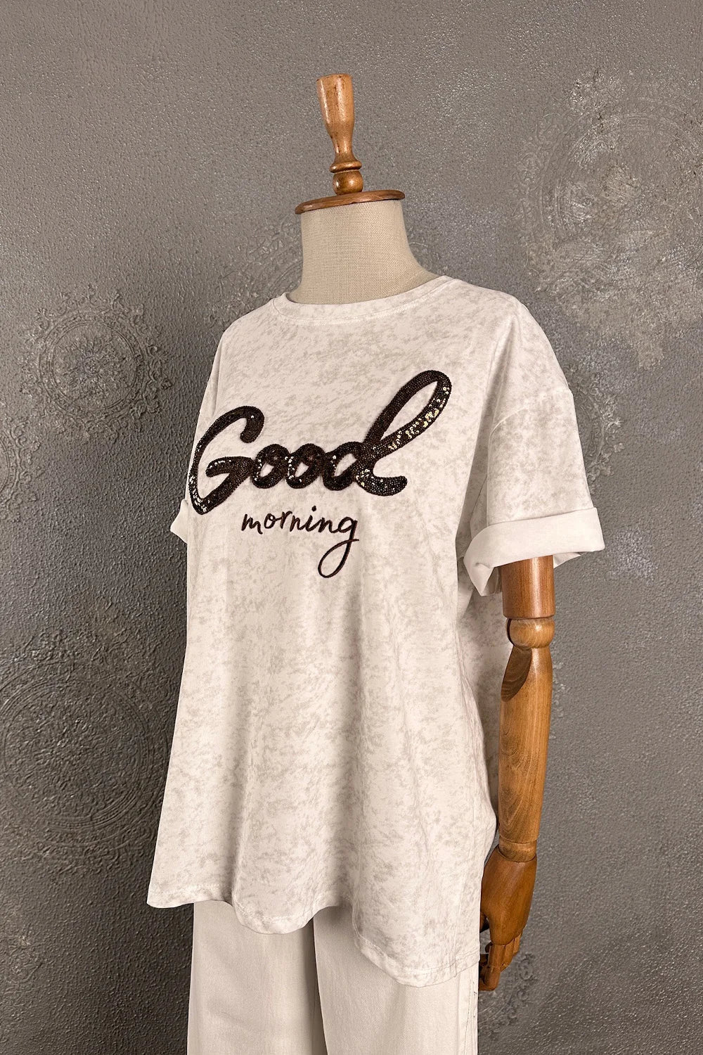 Payet İşlemeli T-shirt