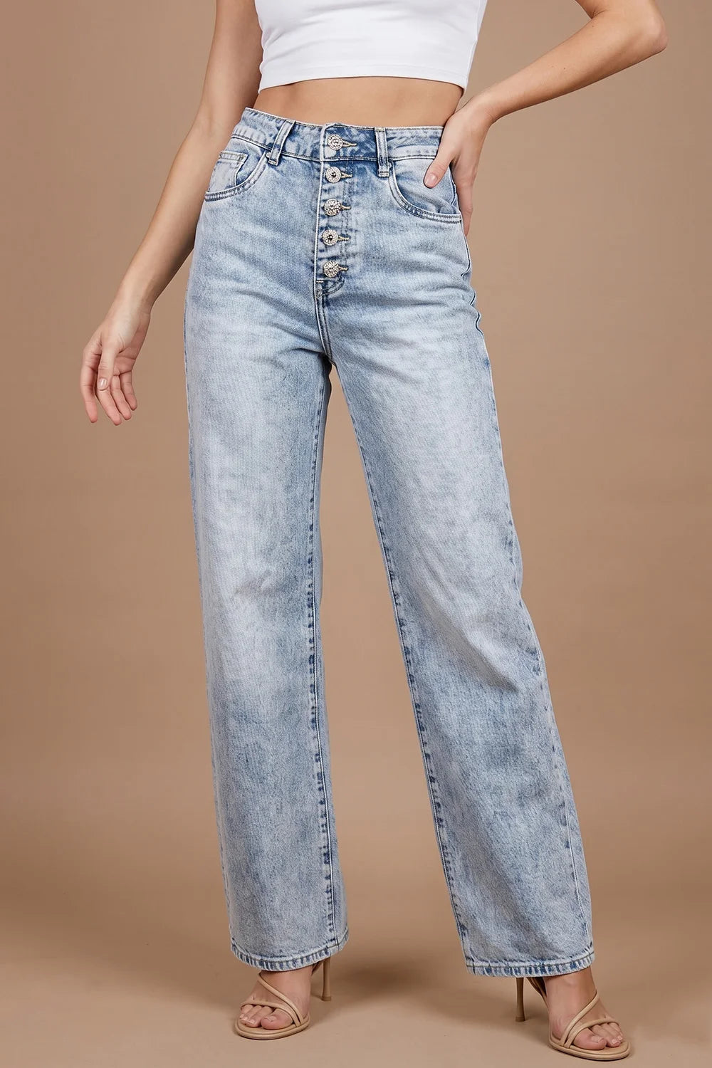 Düğme Detaylı Jean