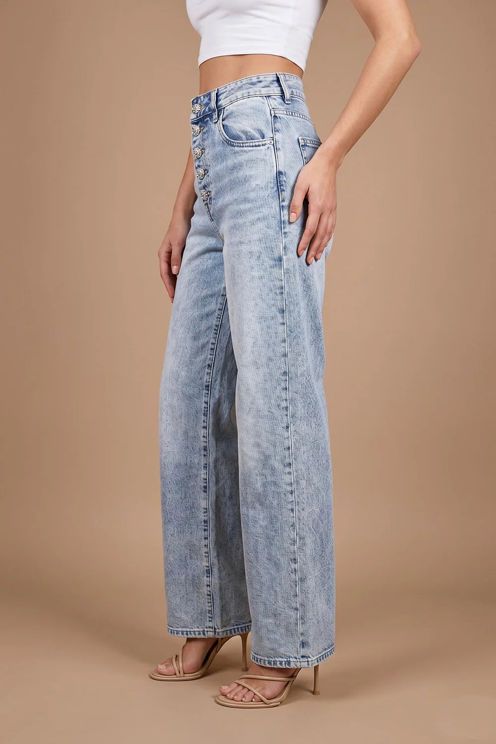 Düğme Detaylı Jean
