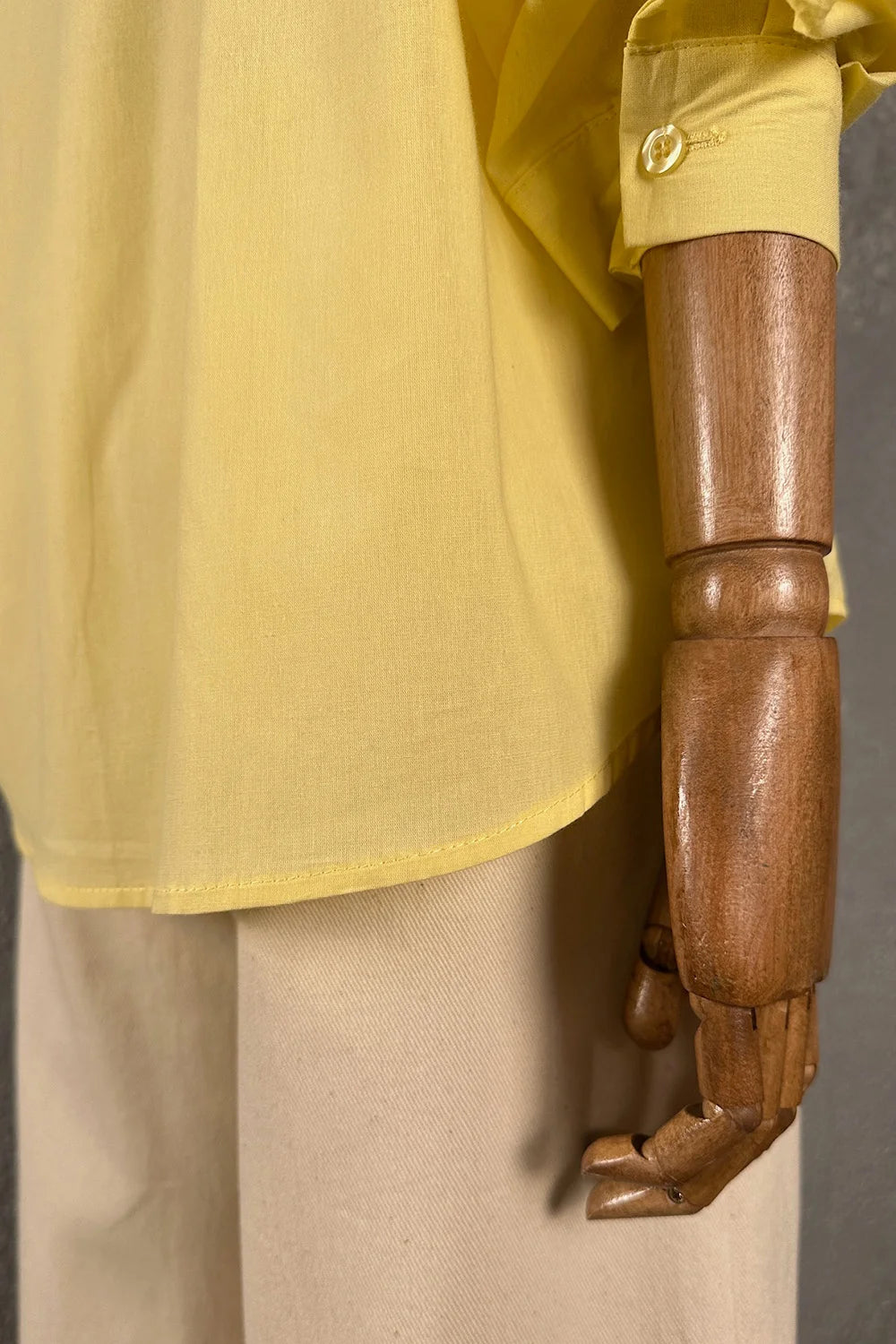 Kroşe Detaylı Gömlek