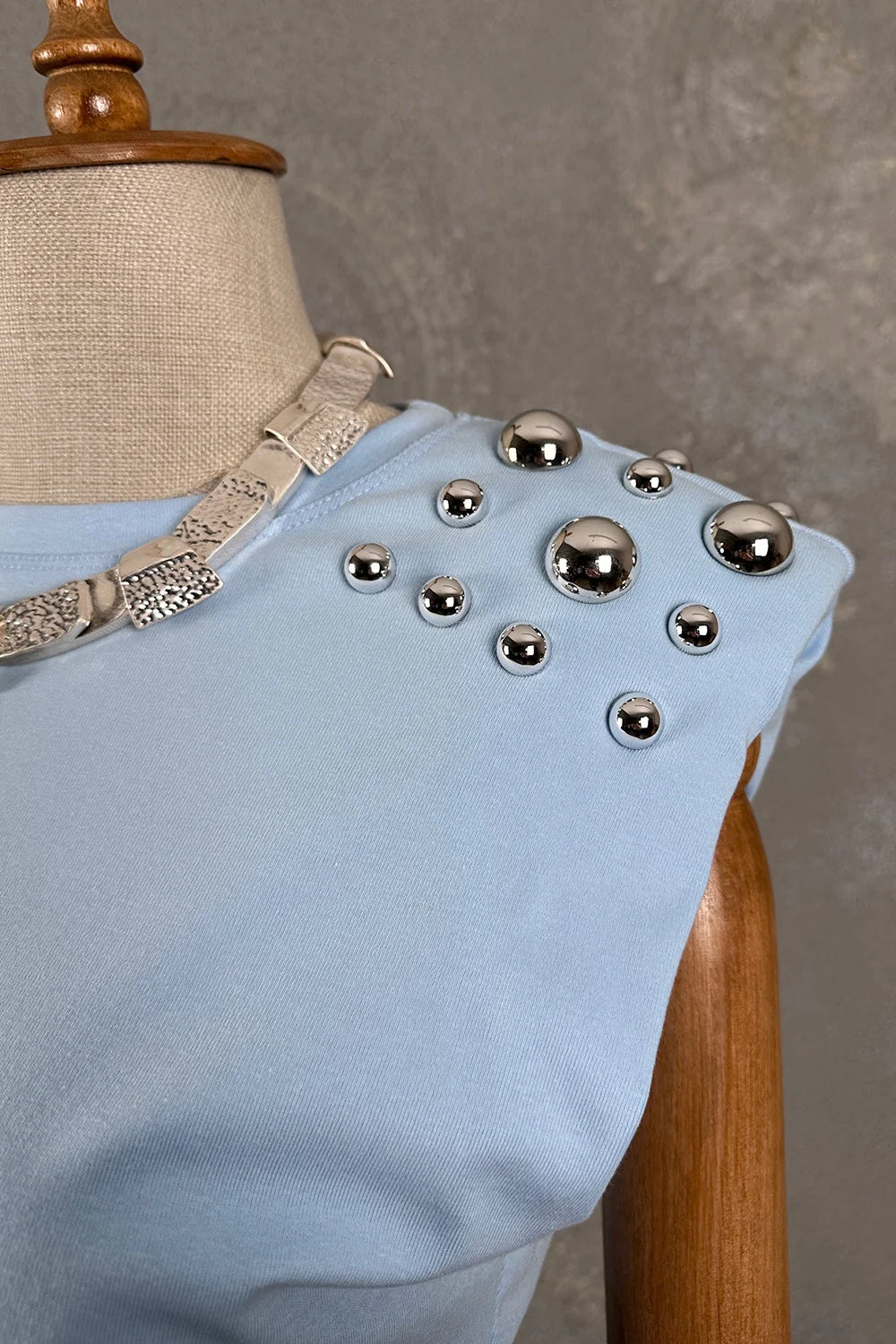 Zımba Detaylı T-shirt