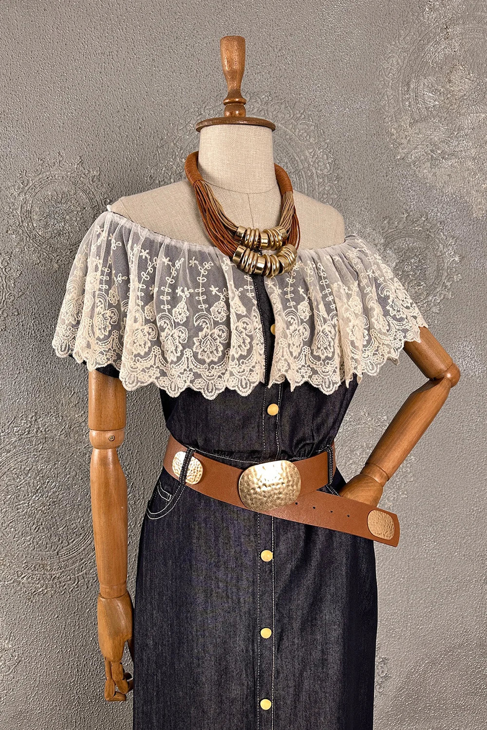 Dantel Detaylı Denim Elbise