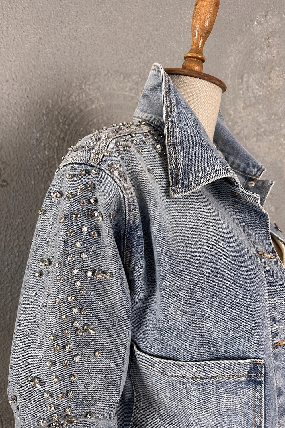 Taş İşlemeli Denim Ceket