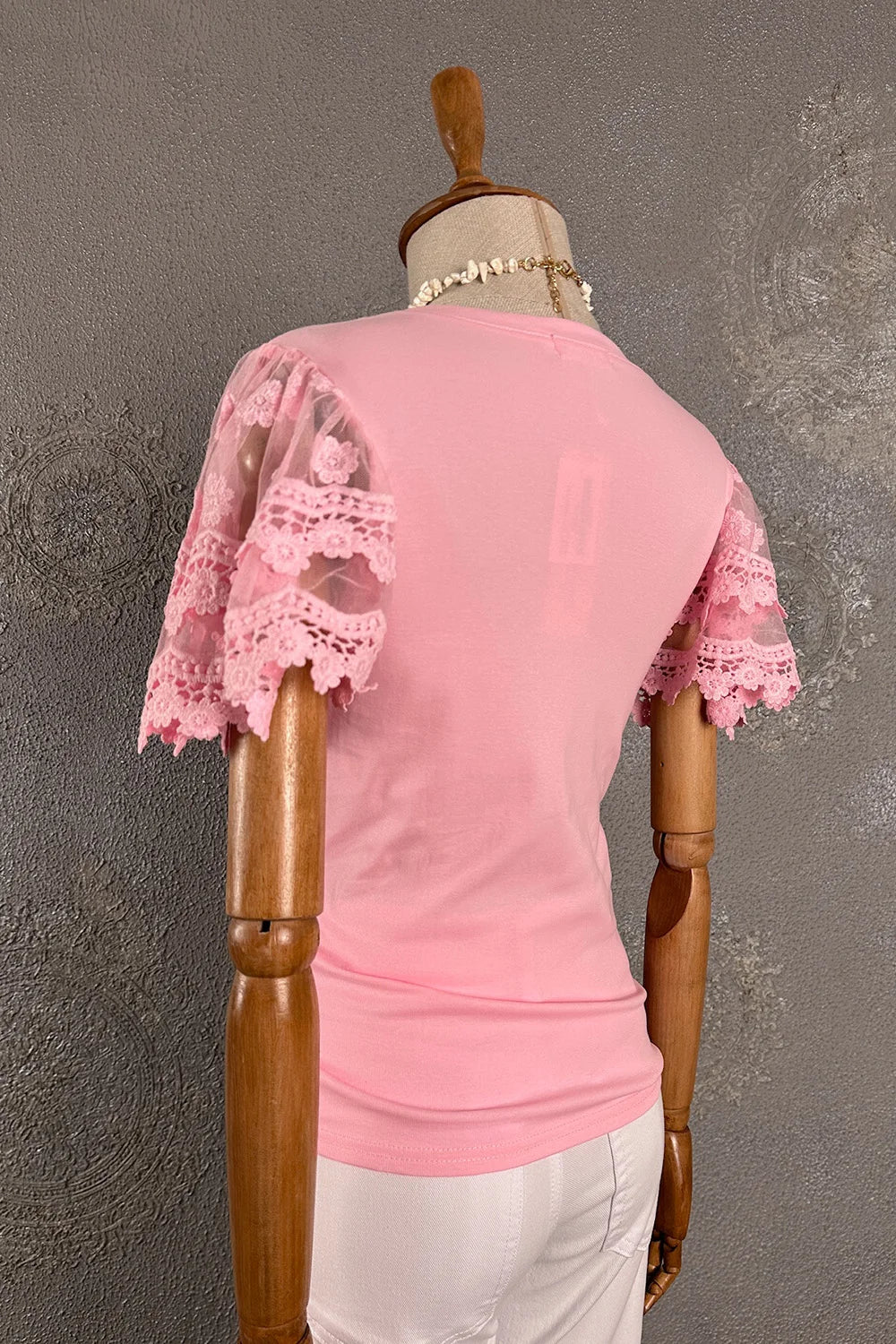Dantel Detaylı T-shirt