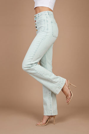Düğme Detaylı Jean
