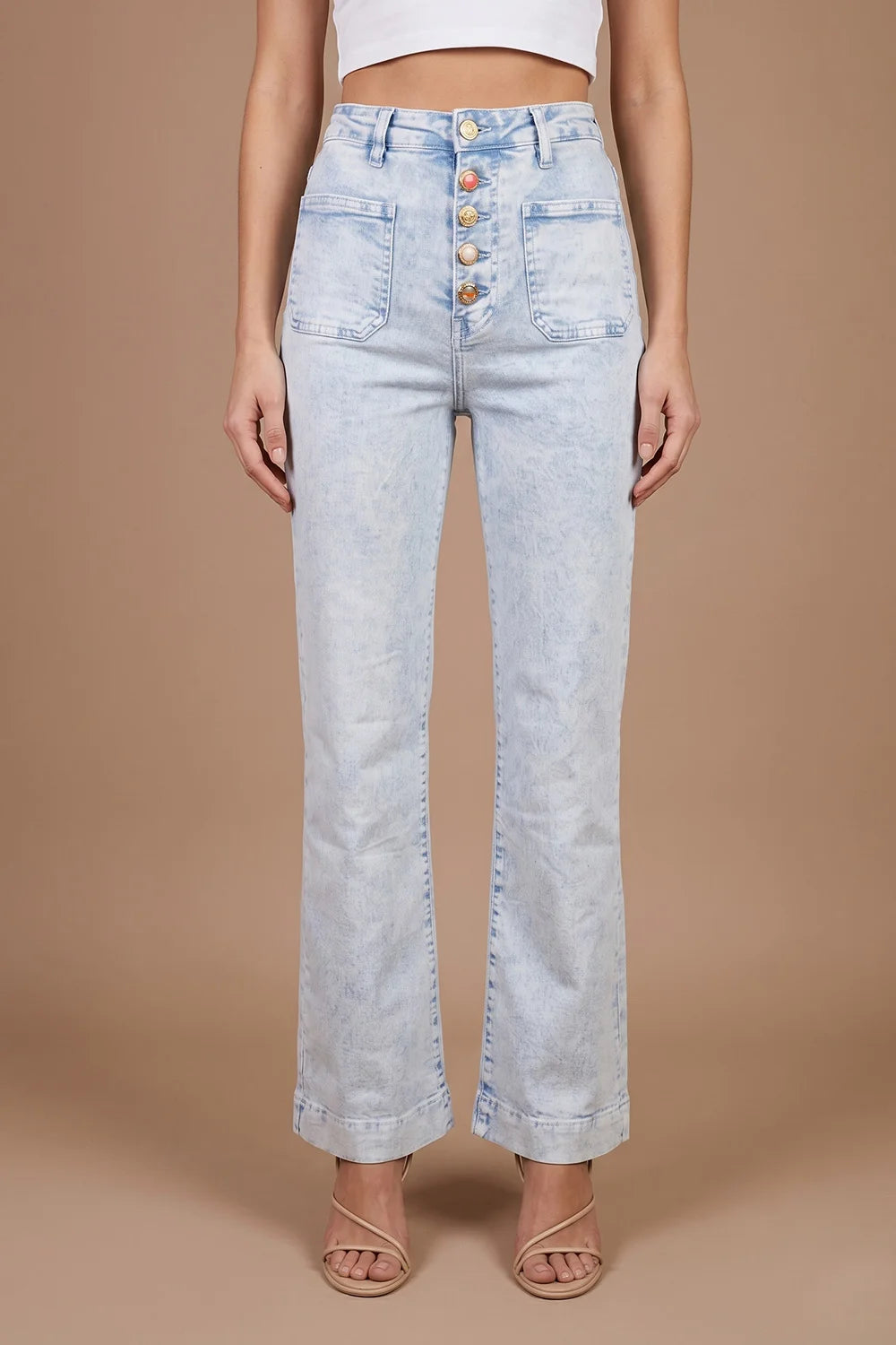 Düğme Detaylı Jean