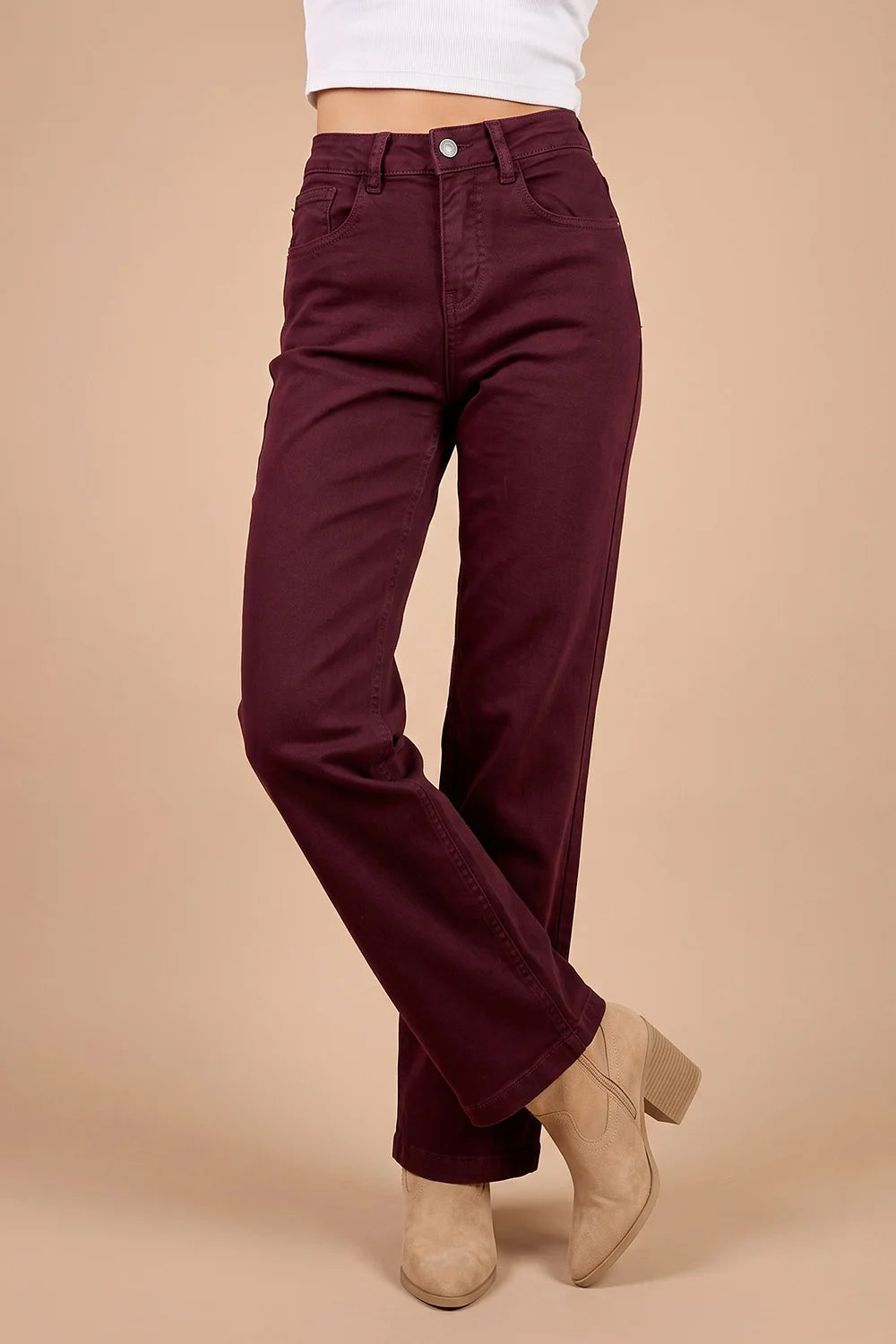 Bordo yüksek bel düz pantolon, kadın, geniş paça kesim, klasik denim görünüm, önden görünüş