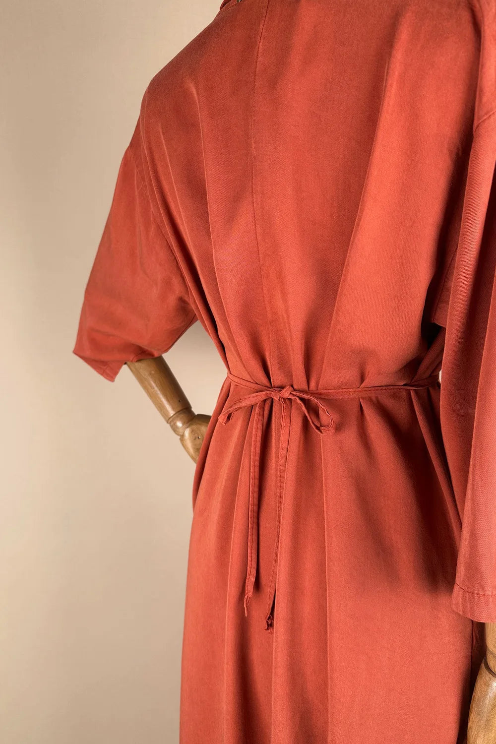 Beli İp Detaylı Elbise