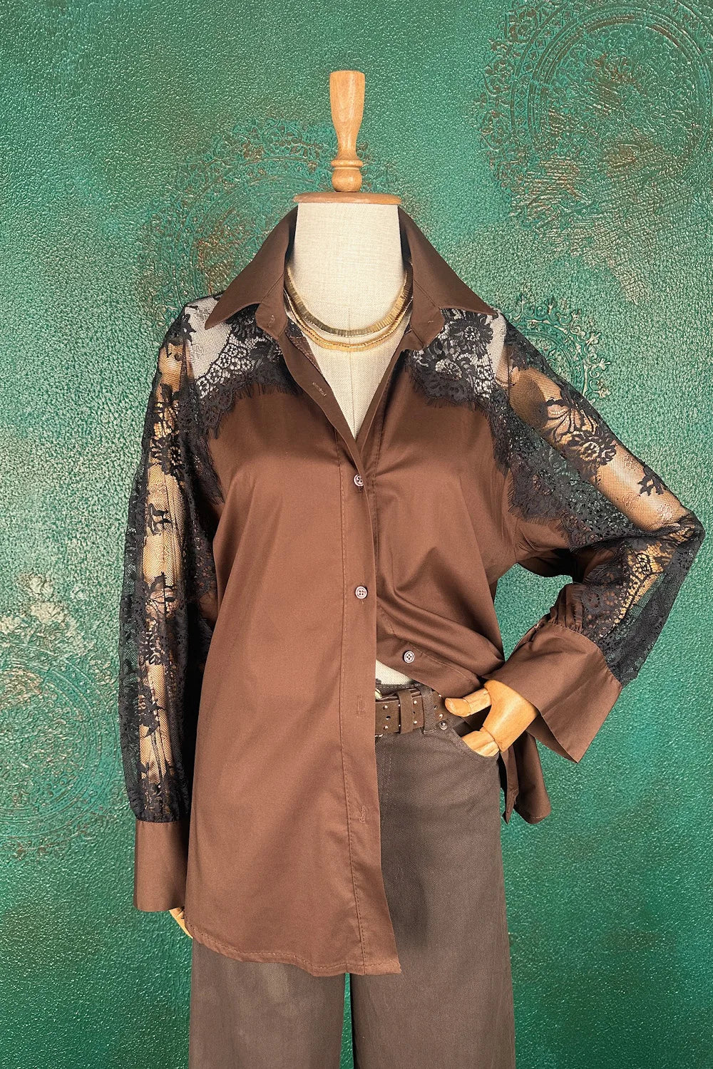 Dantel Detaylı Gömlek