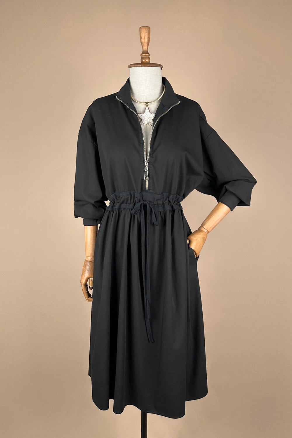 Fermuar Detaylı Midi Elbise