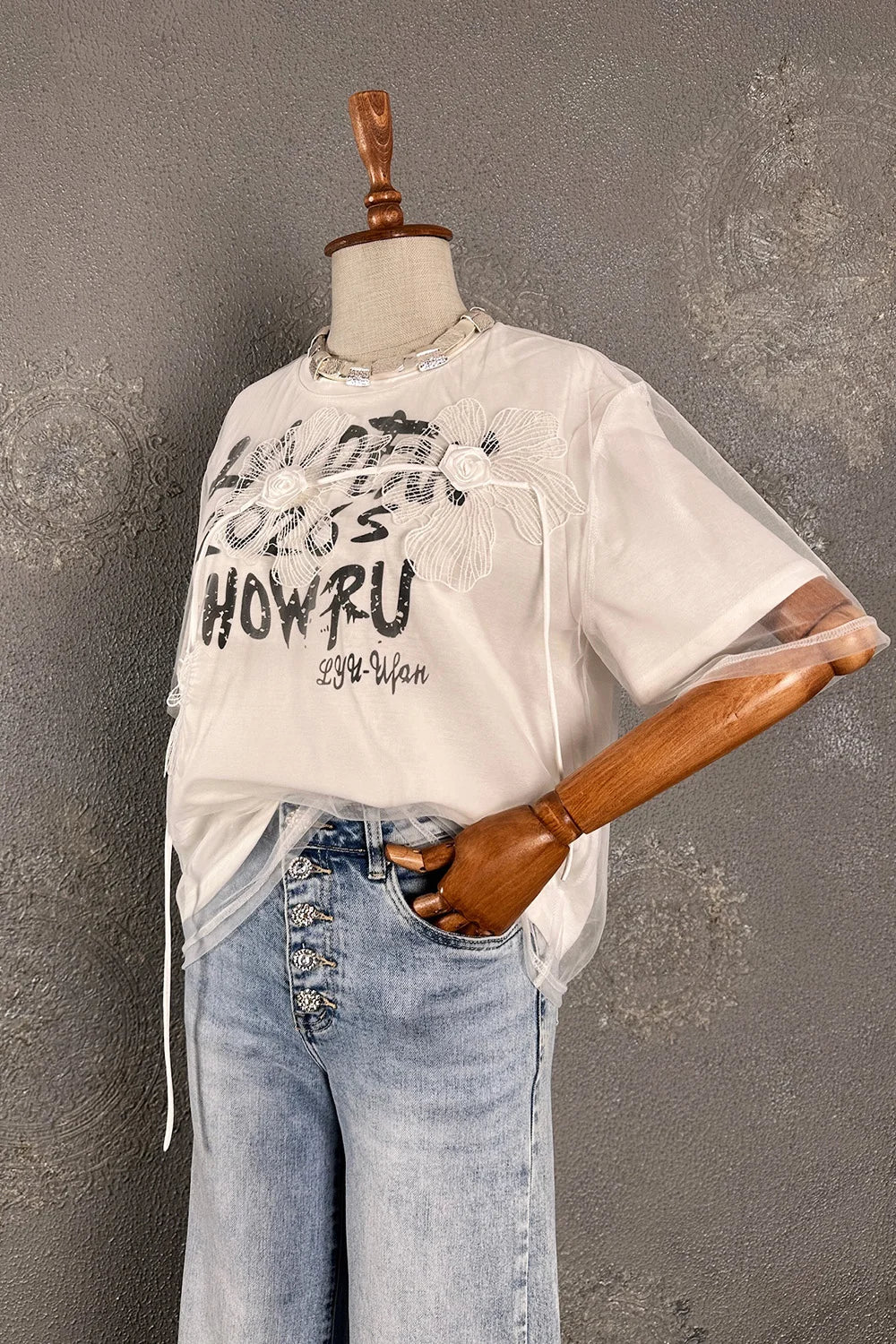 Tül Detaylı T-shirt