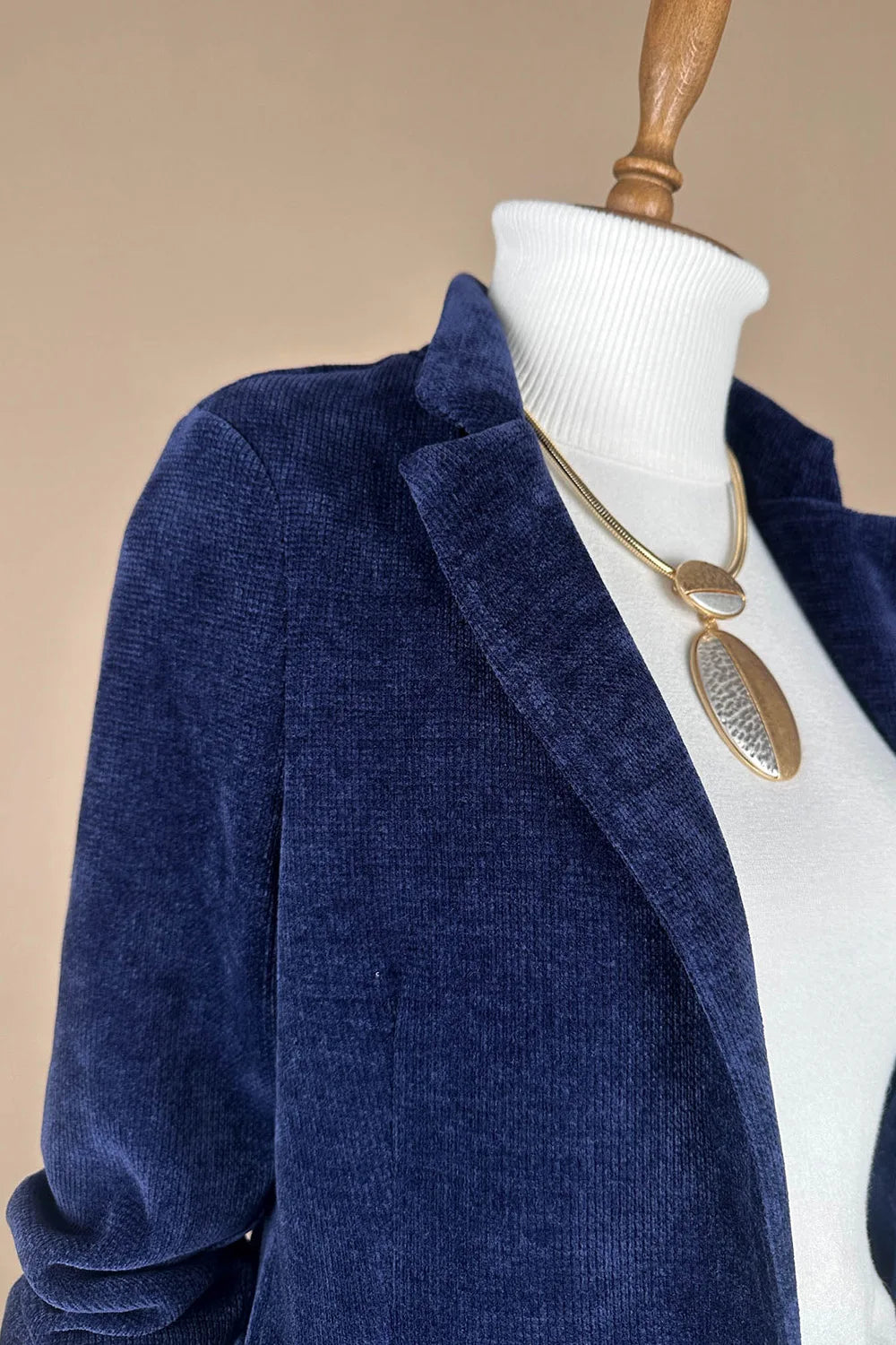 Kadife Dokulu Blazer Ceket