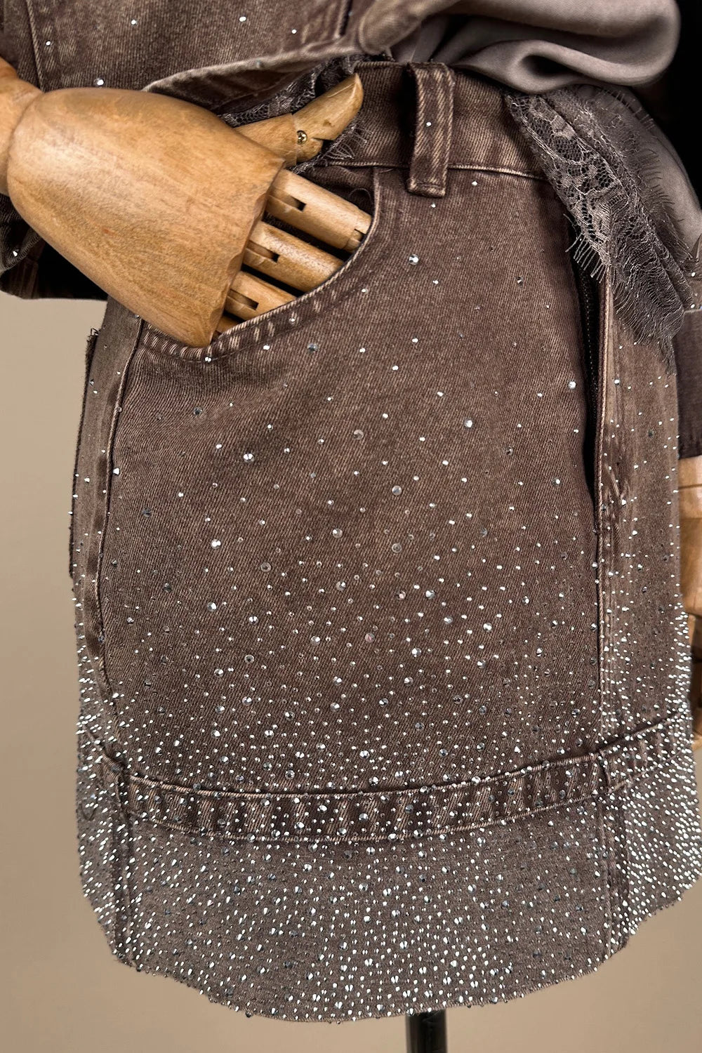 Taş Detaylı Denim Etek Takım