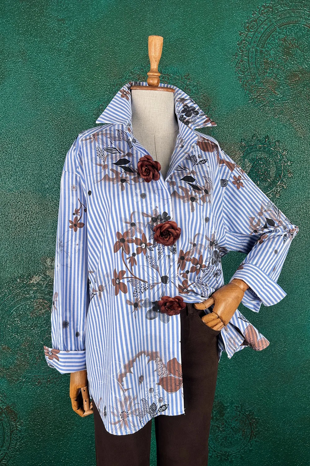 Çiçek Detaylı Oversize Gömlek