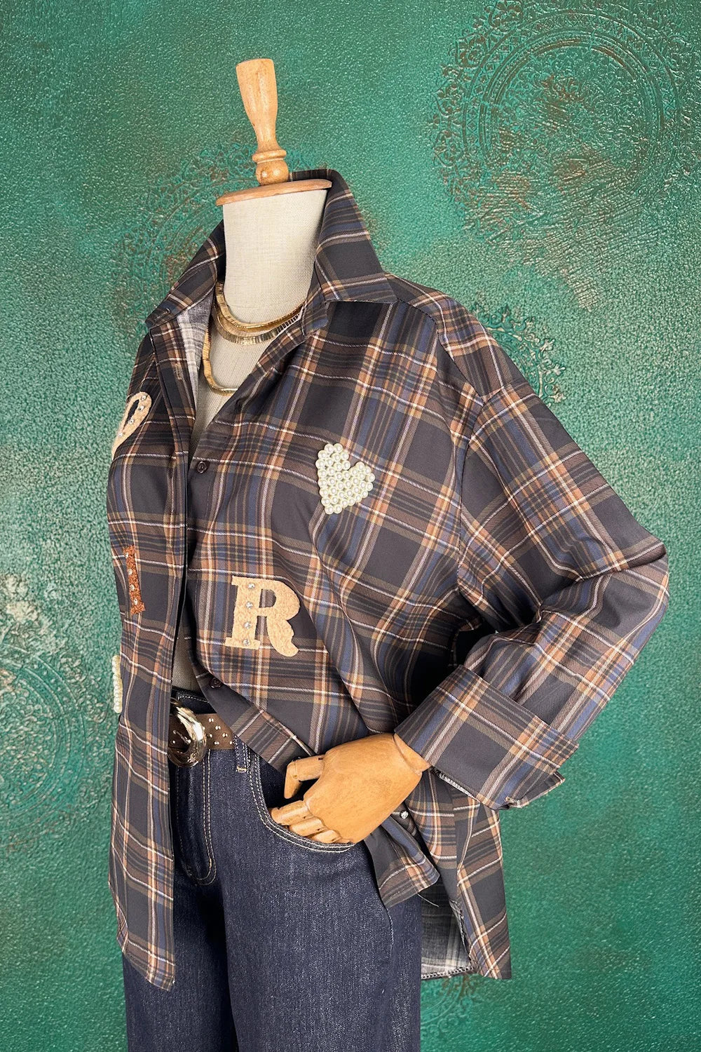 İşlemeli Ekoseli Oversize Gömlek