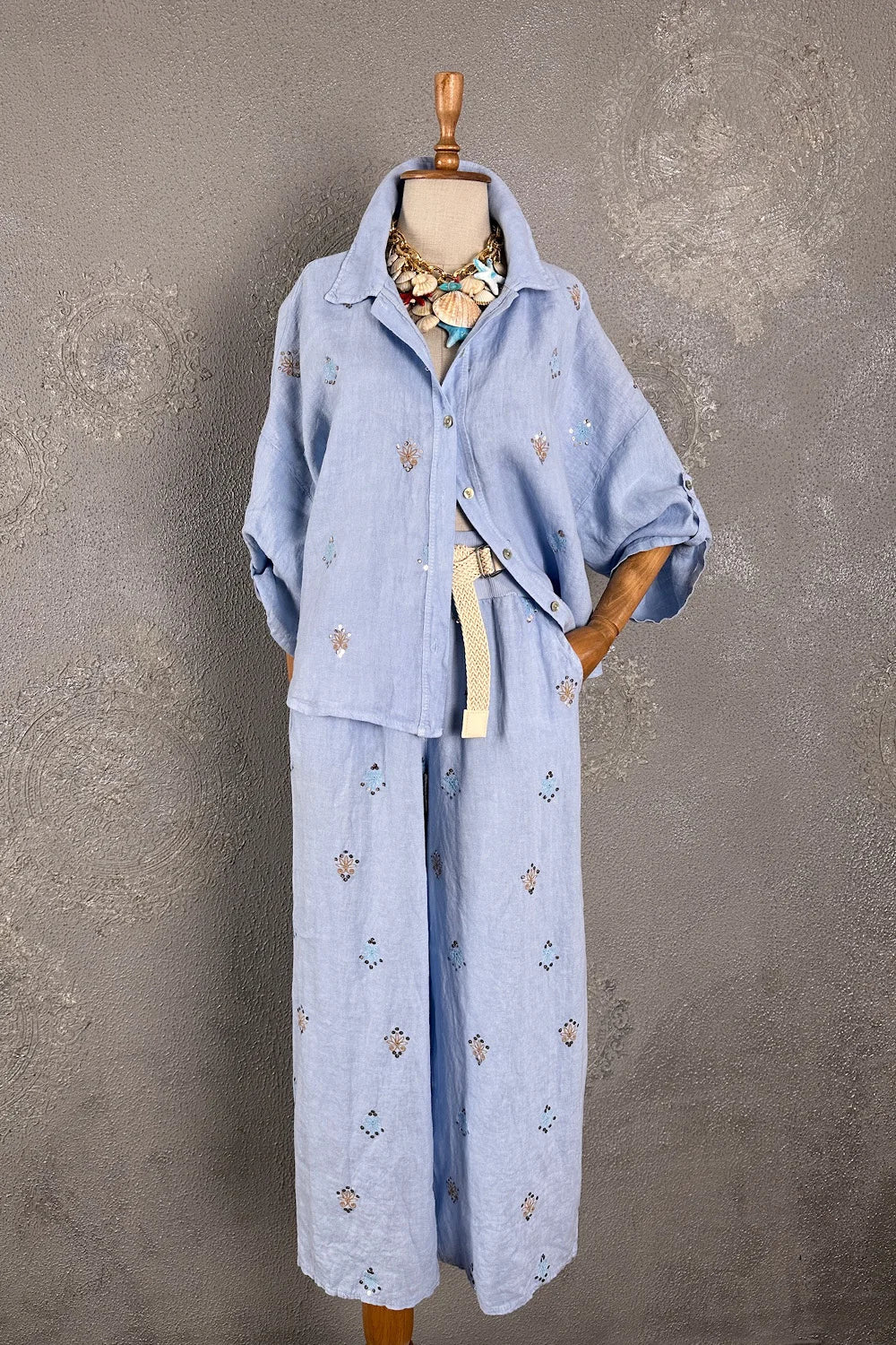 İşlemeli Keten Takım