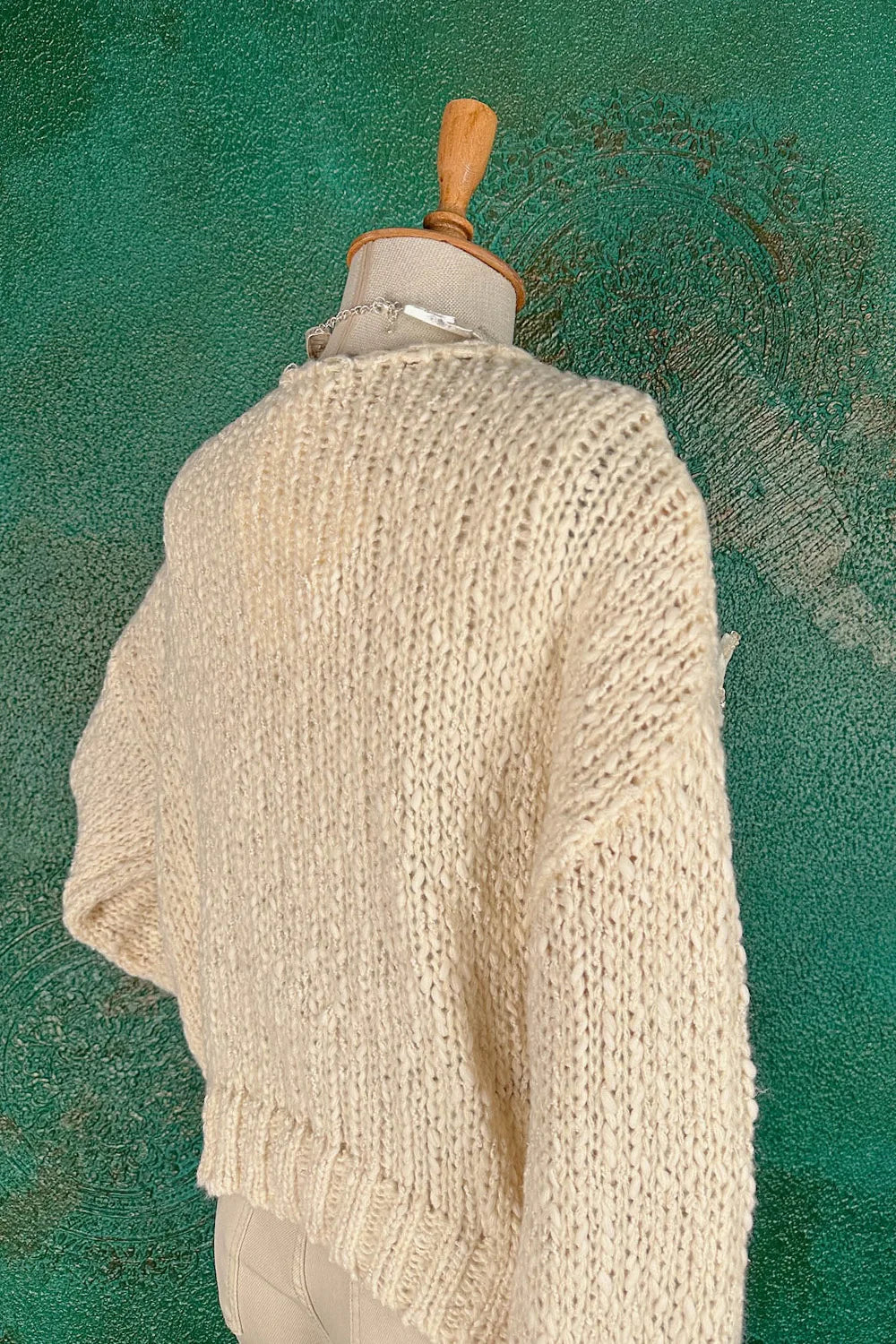 Çiçek Aplikeli Kazak