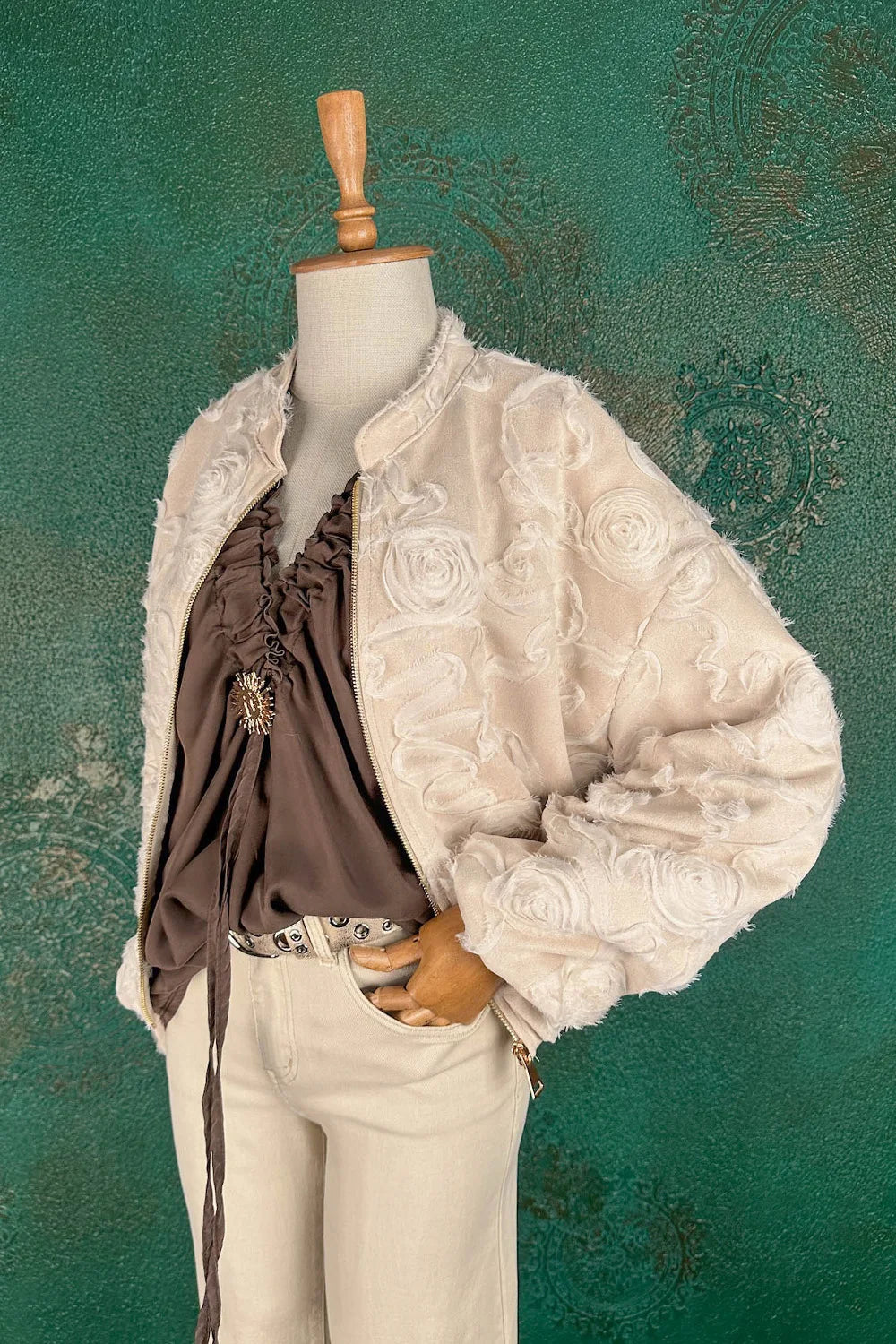 Kabartma Desenli Ceket