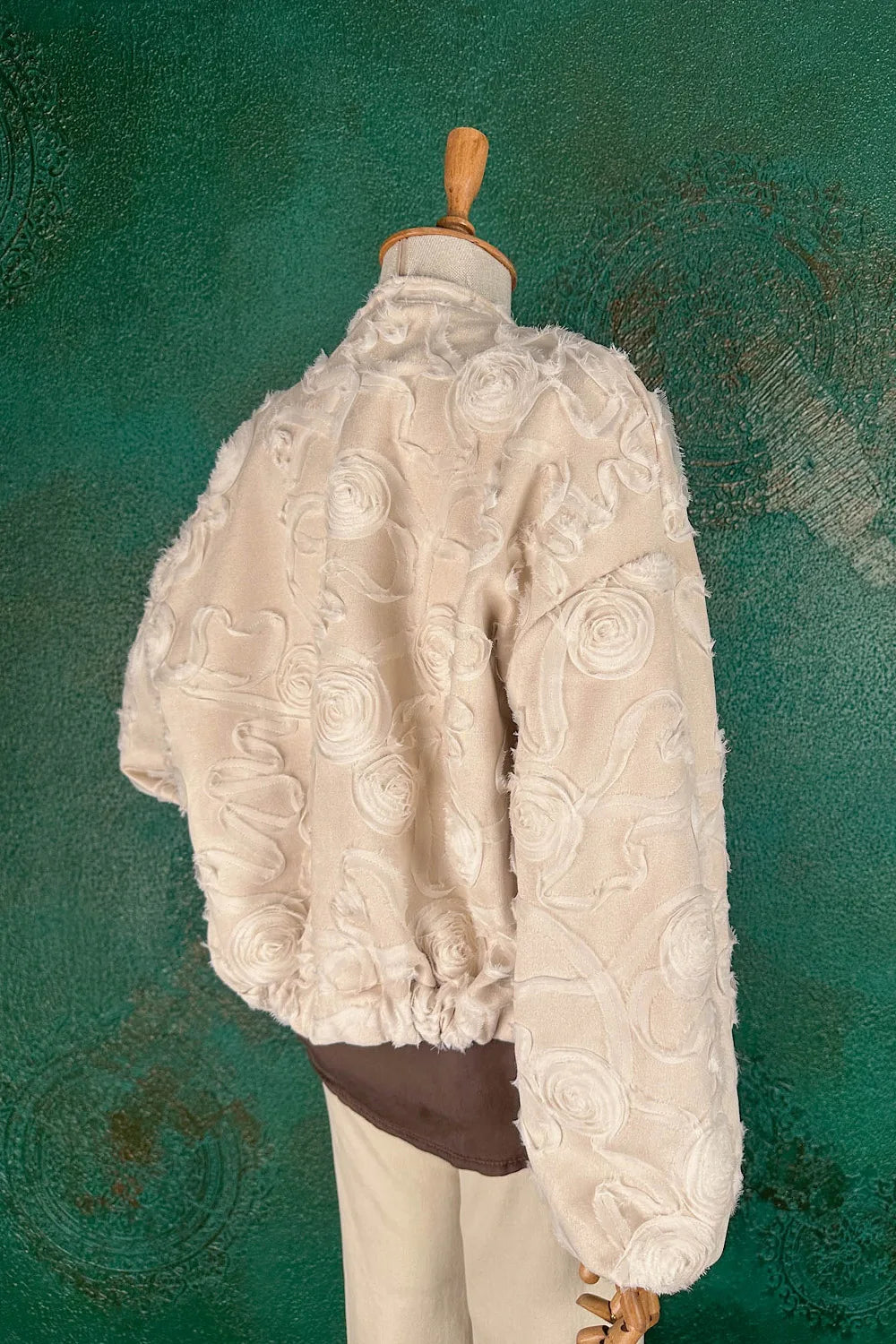 Kabartma Desenli Ceket