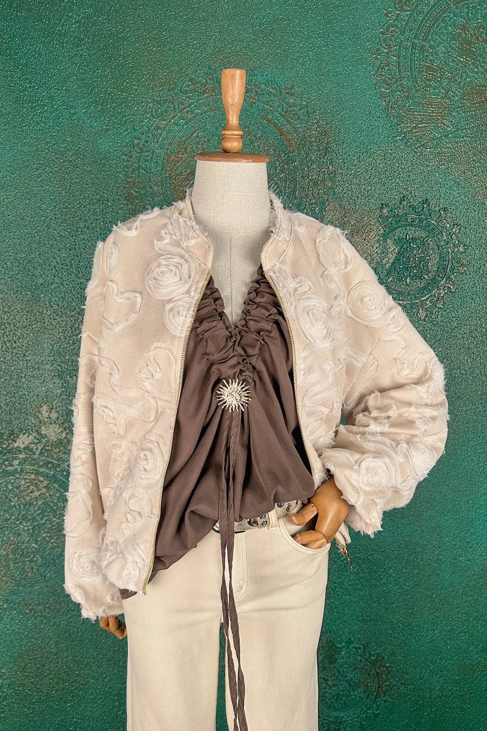 Kabartma Desenli Ceket