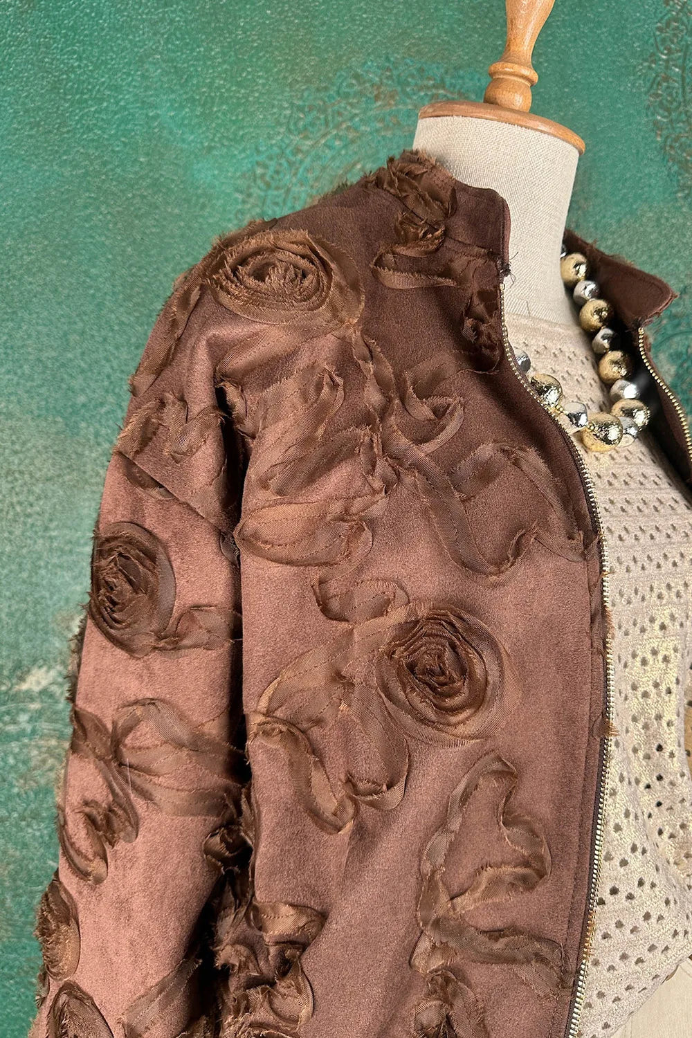 Kabartma Desenli Ceket