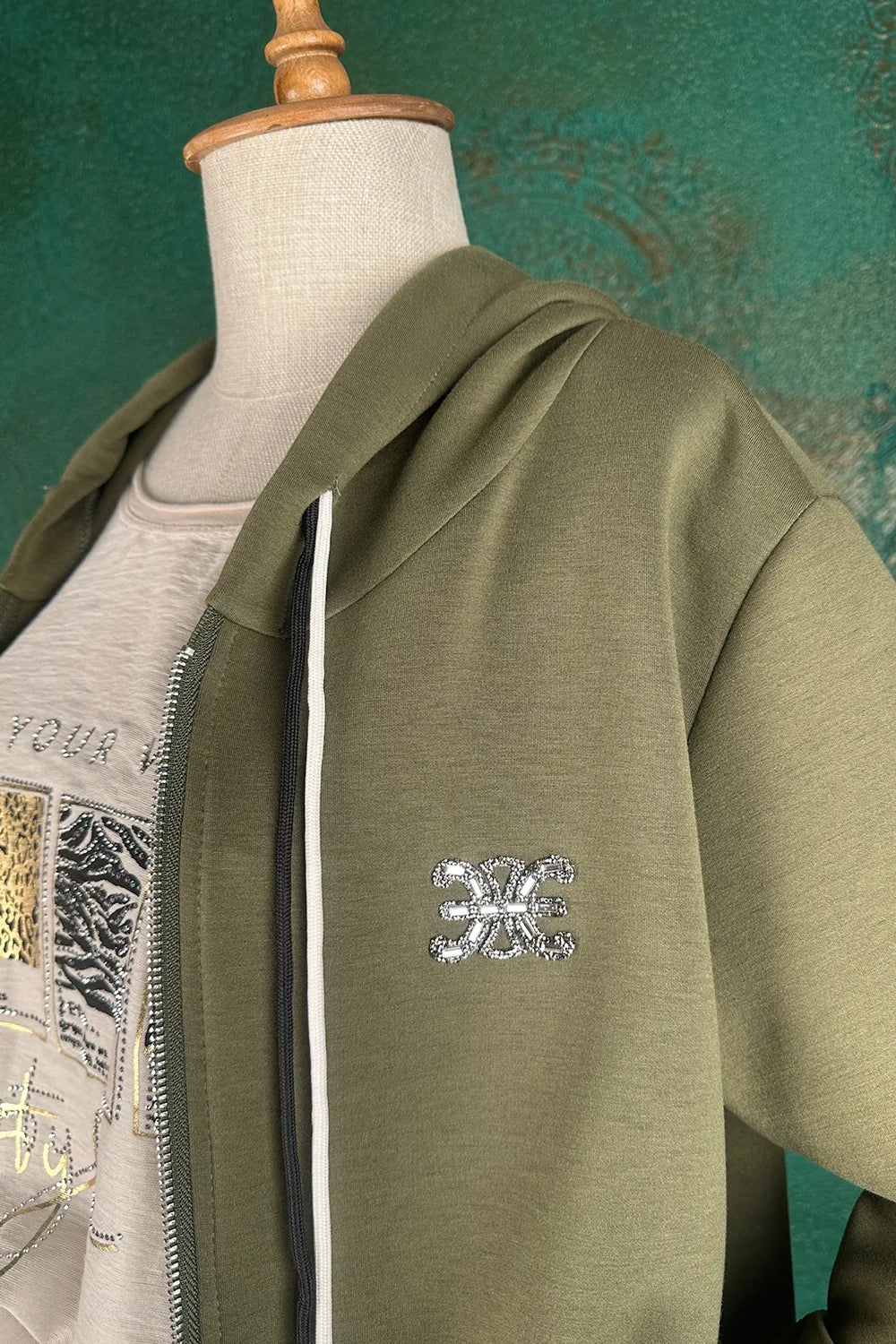 Kapüşonlu Eşofman Takım