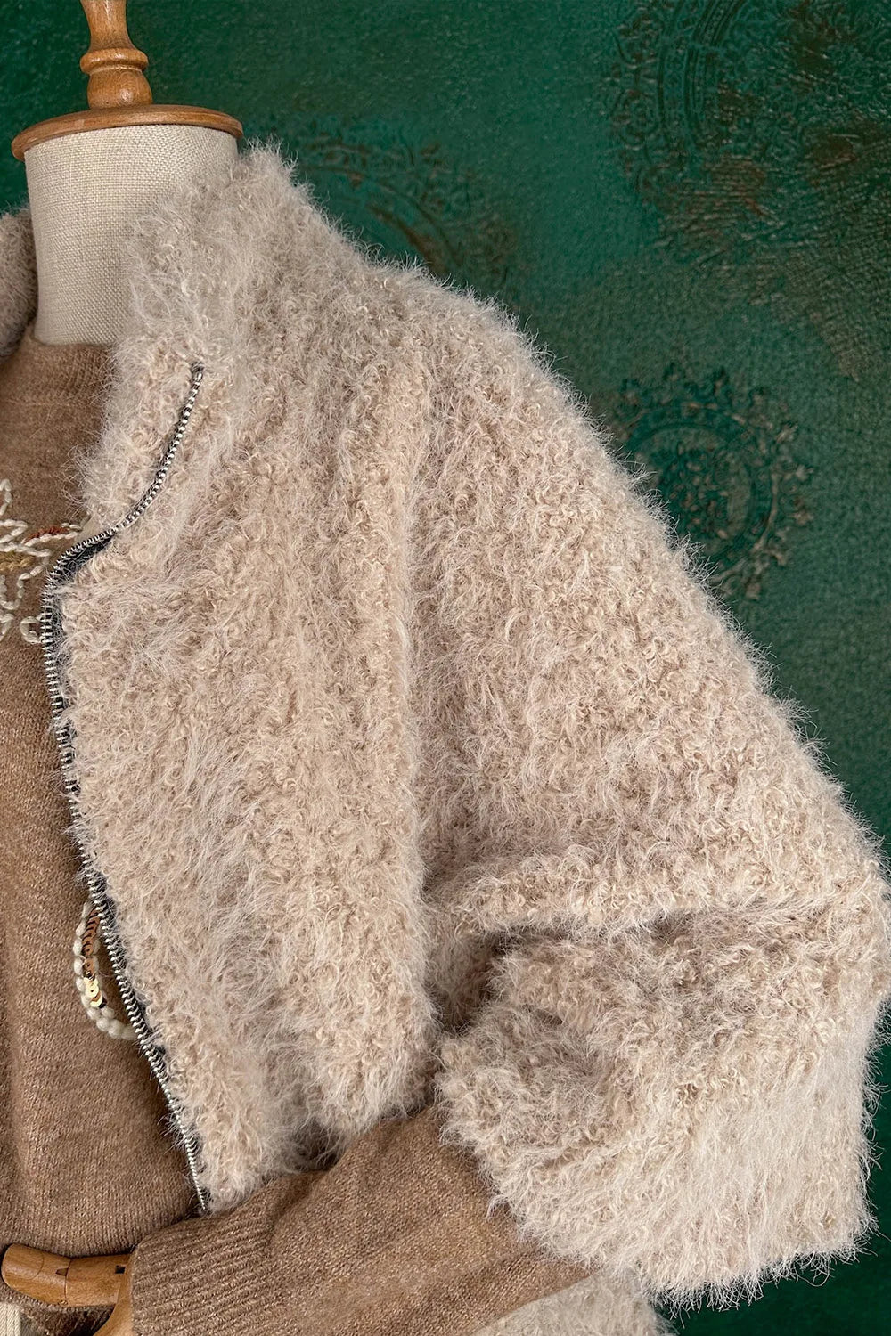 Tüylü Dokulu Ceket