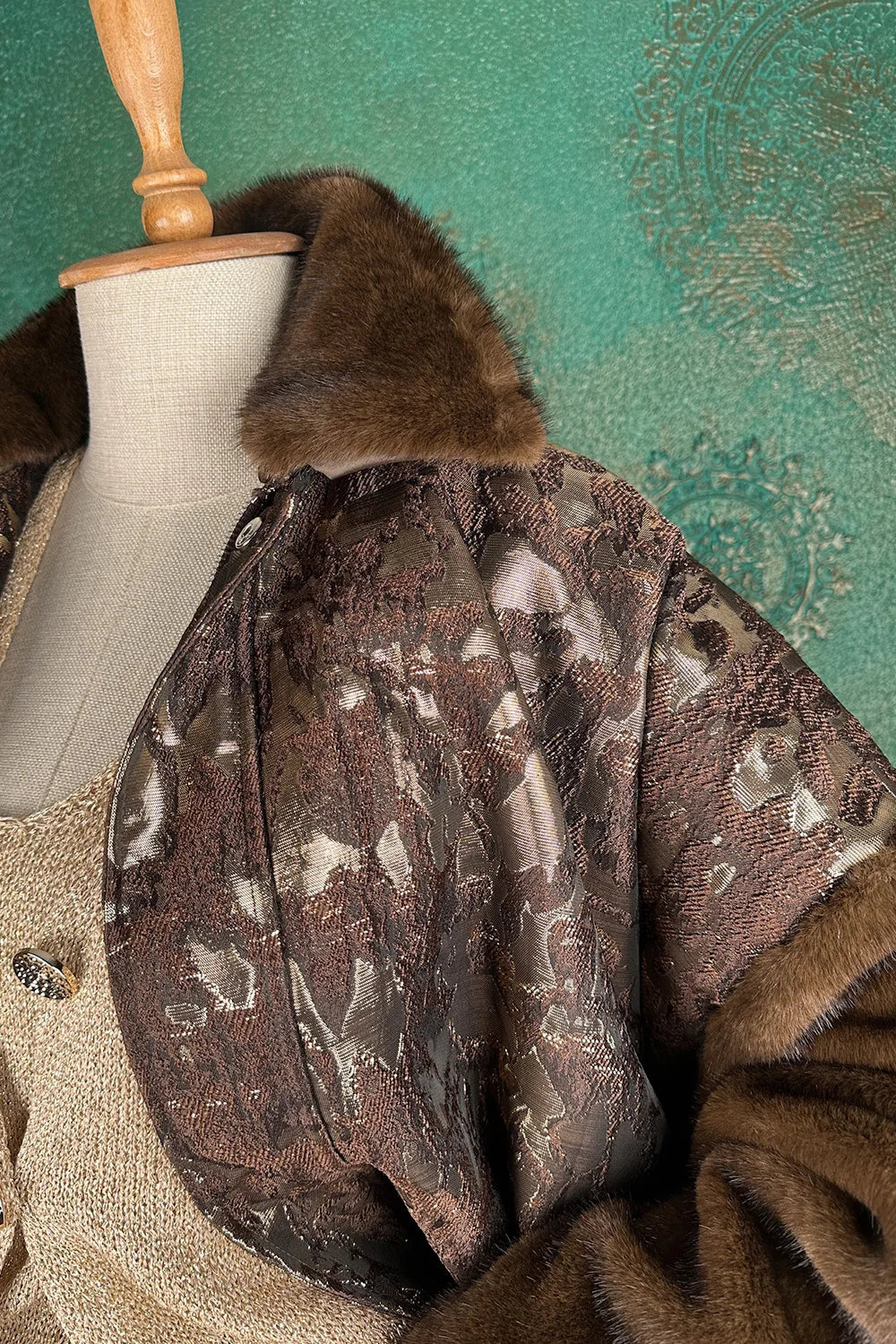 Kürk Detaylı Oversized Mont