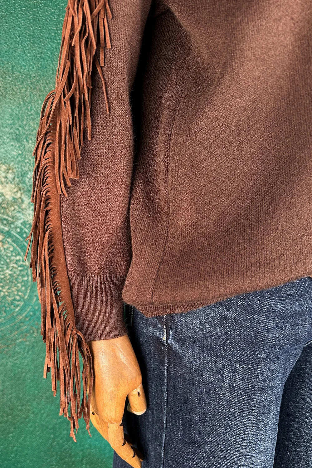 Püskül Detaylı Triko Kazak