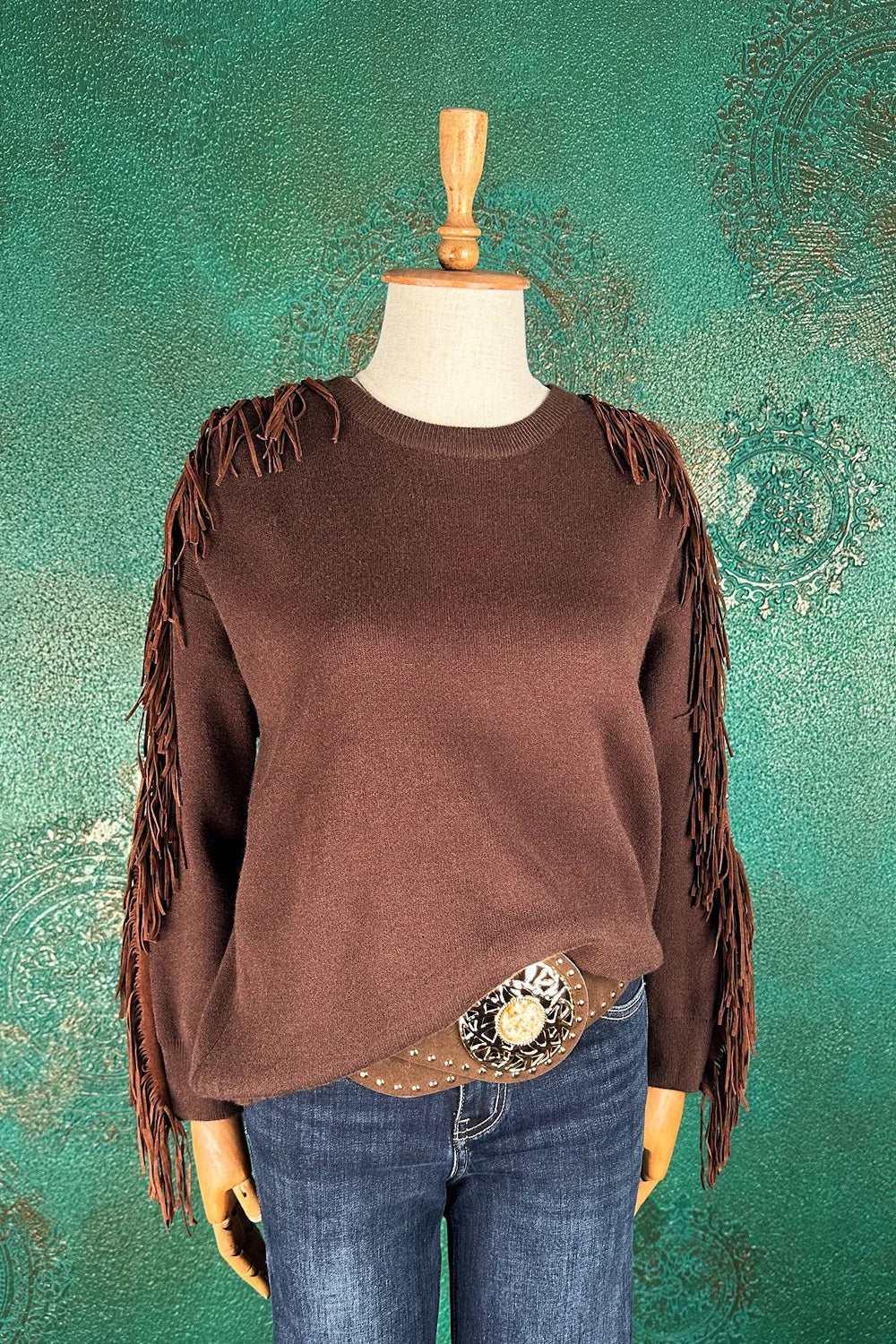 Püskül Detaylı Triko Kazak