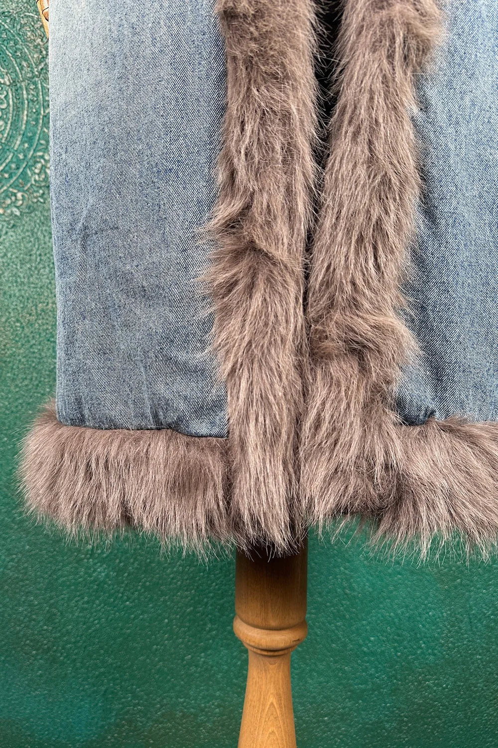 Kürk Detaylı Uzun Denim Ceket