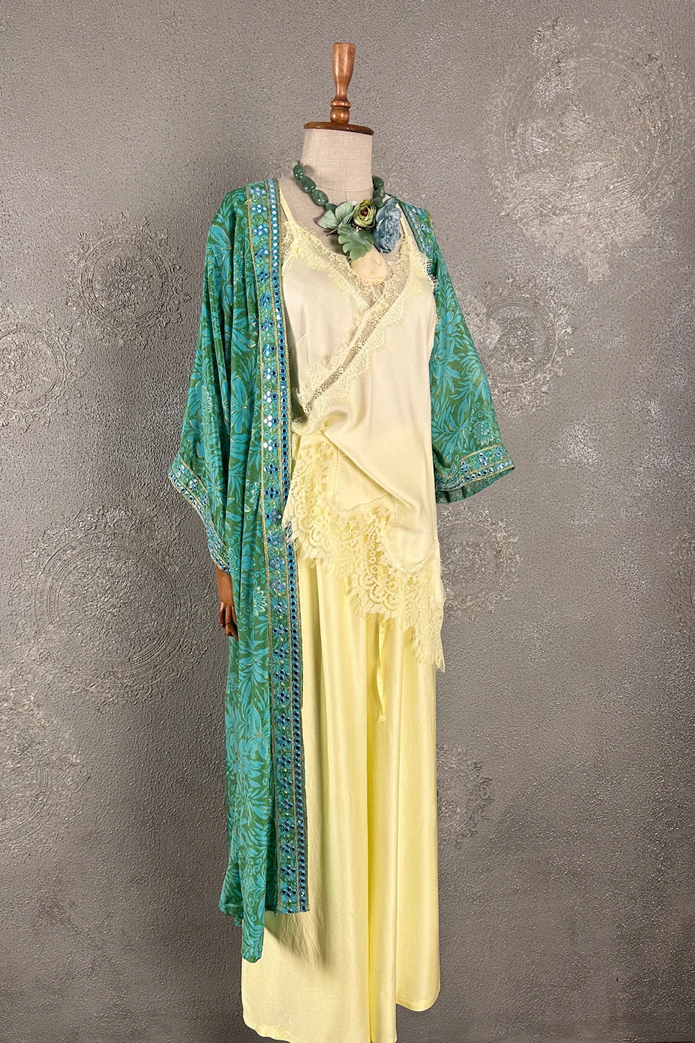 Uzun İpek Kimono