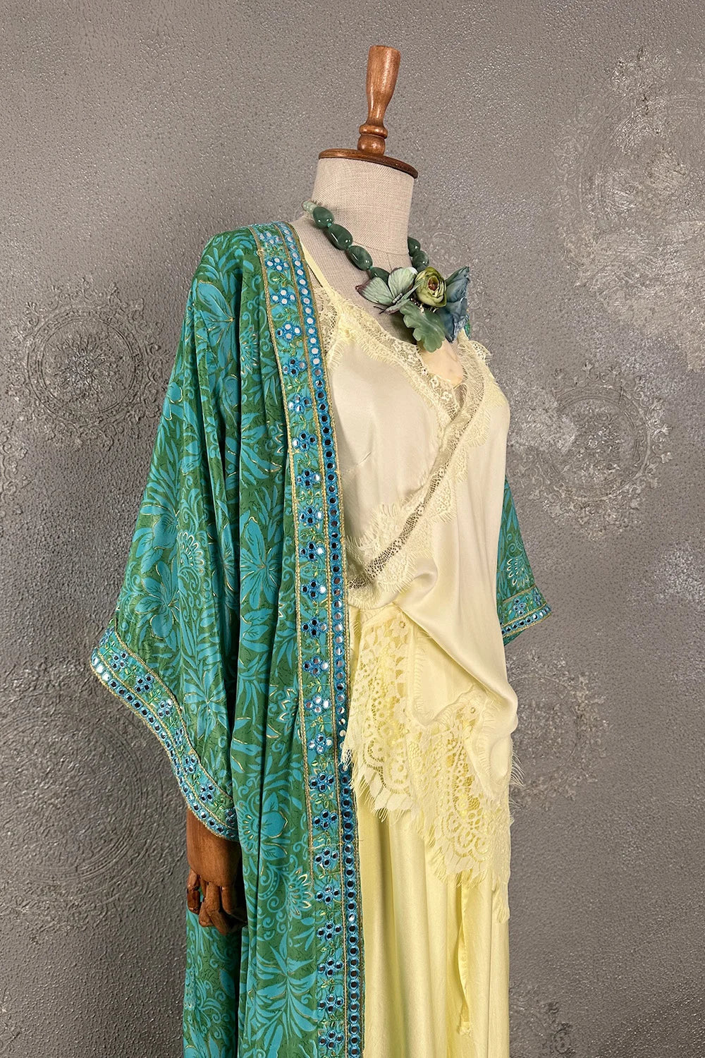 Uzun İpek Kimono