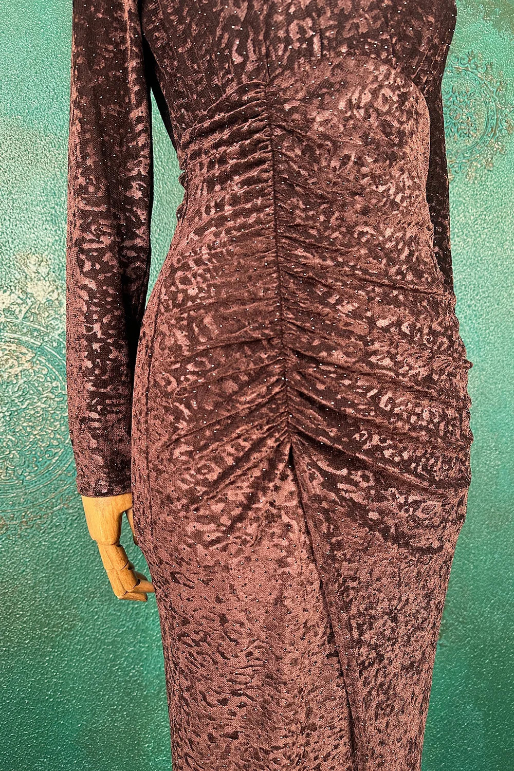 Drapeli Yırtmaçlı Uzun Elbise