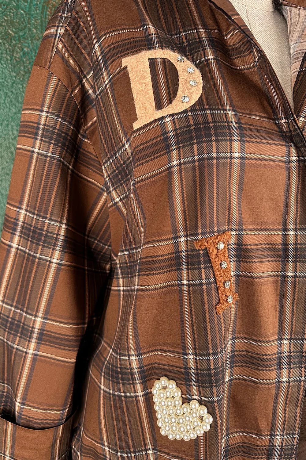 İşlemeli Ekoseli Oversize Gömlek