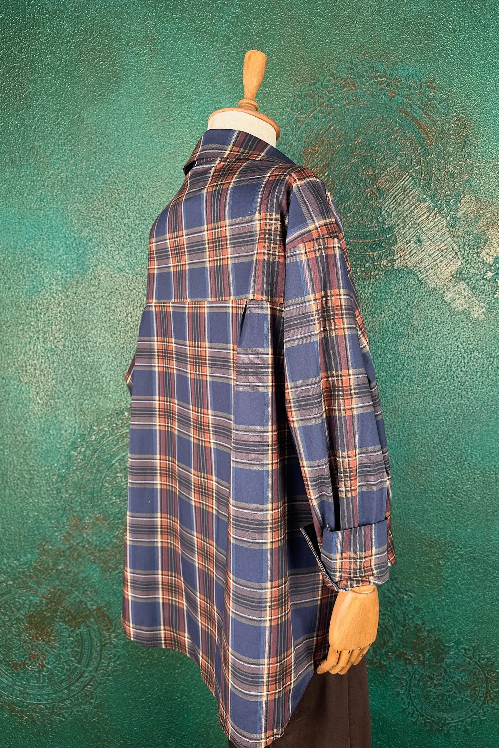 İşlemeli Ekoseli Oversize Gömlek