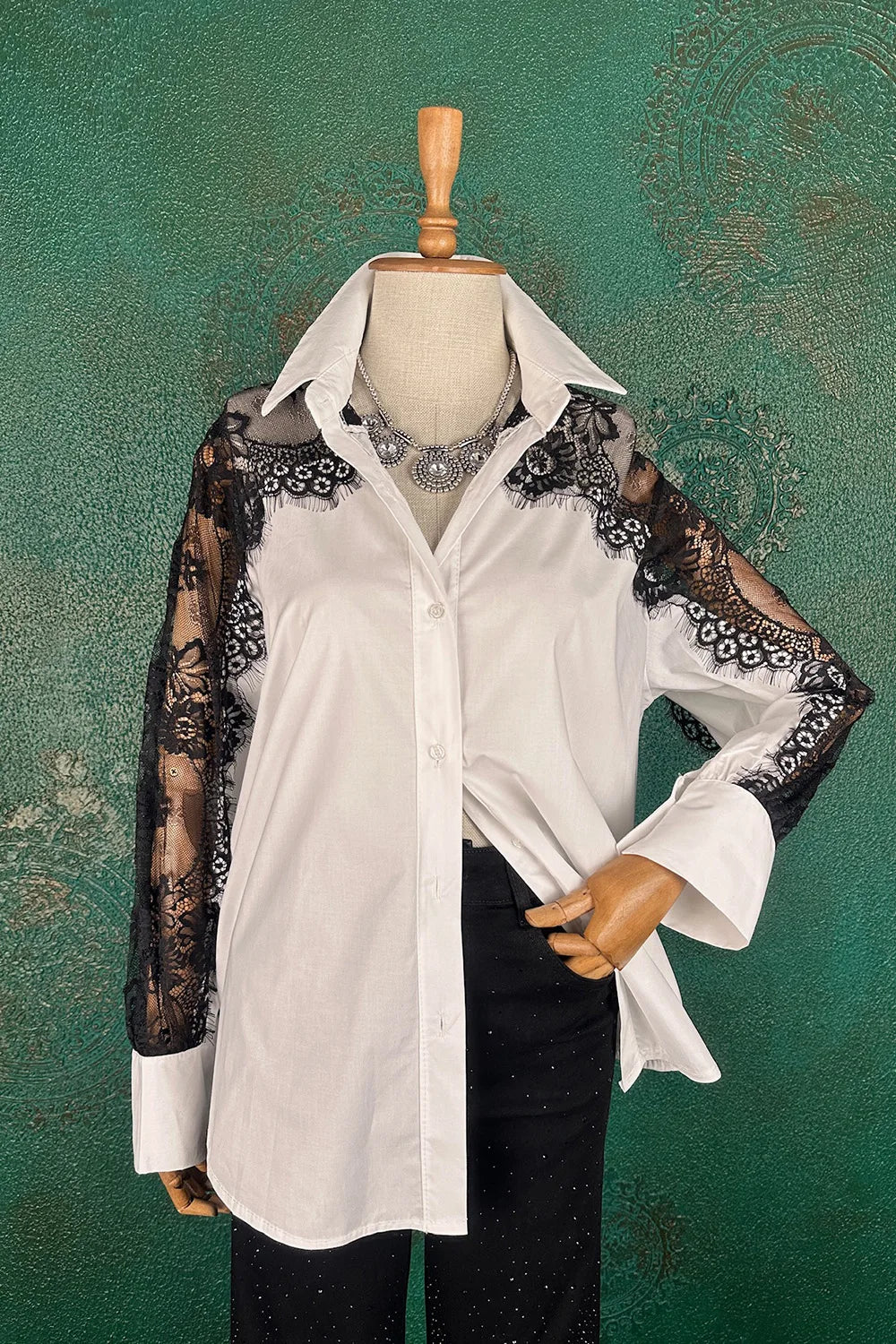 Dantel Detaylı Gömlek