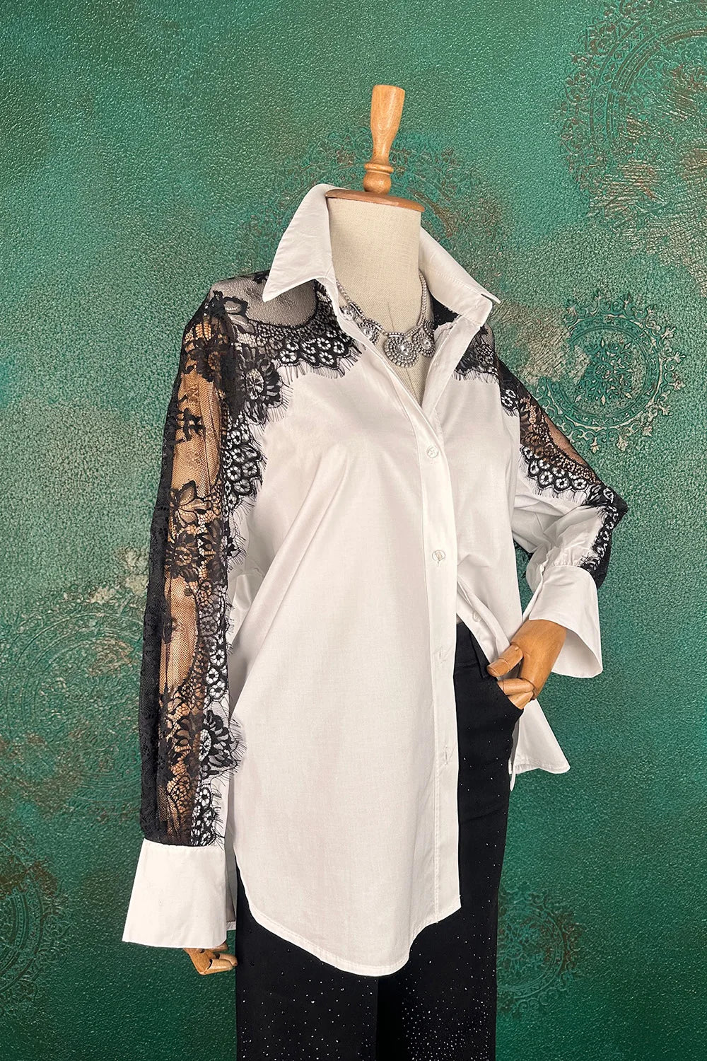 Dantel Detaylı Gömlek