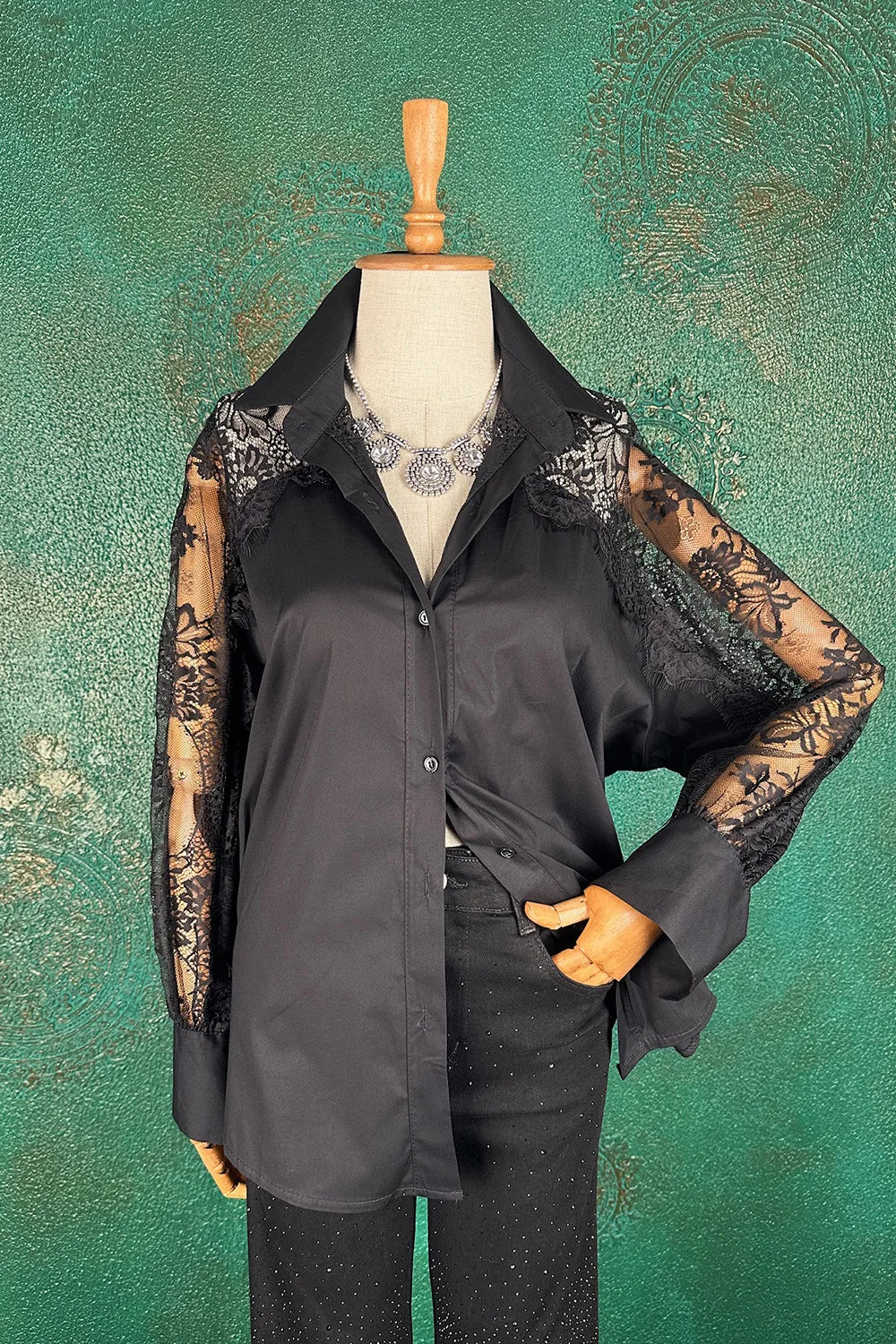 Dantel Detaylı Gömlek