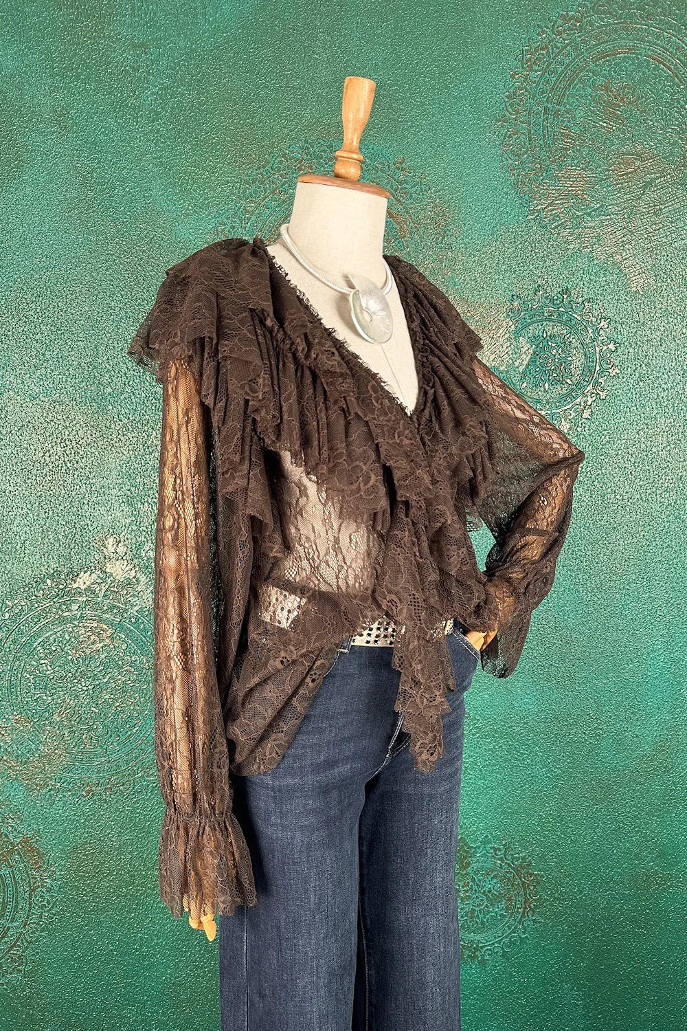 Dantel Detaylı Bluz